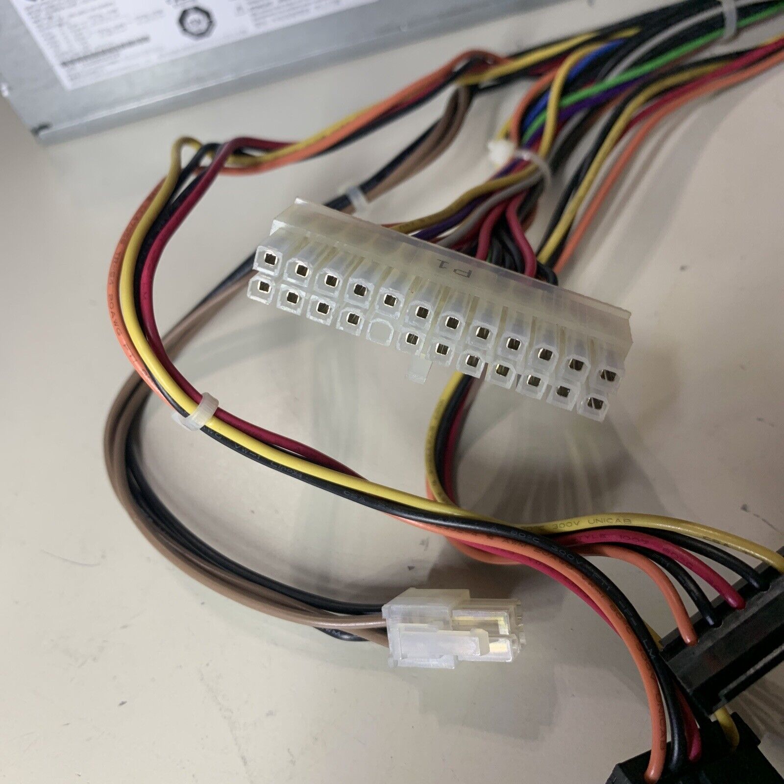 HP Genuine FH-ZD221MGR Power Supply 220W 633195-001