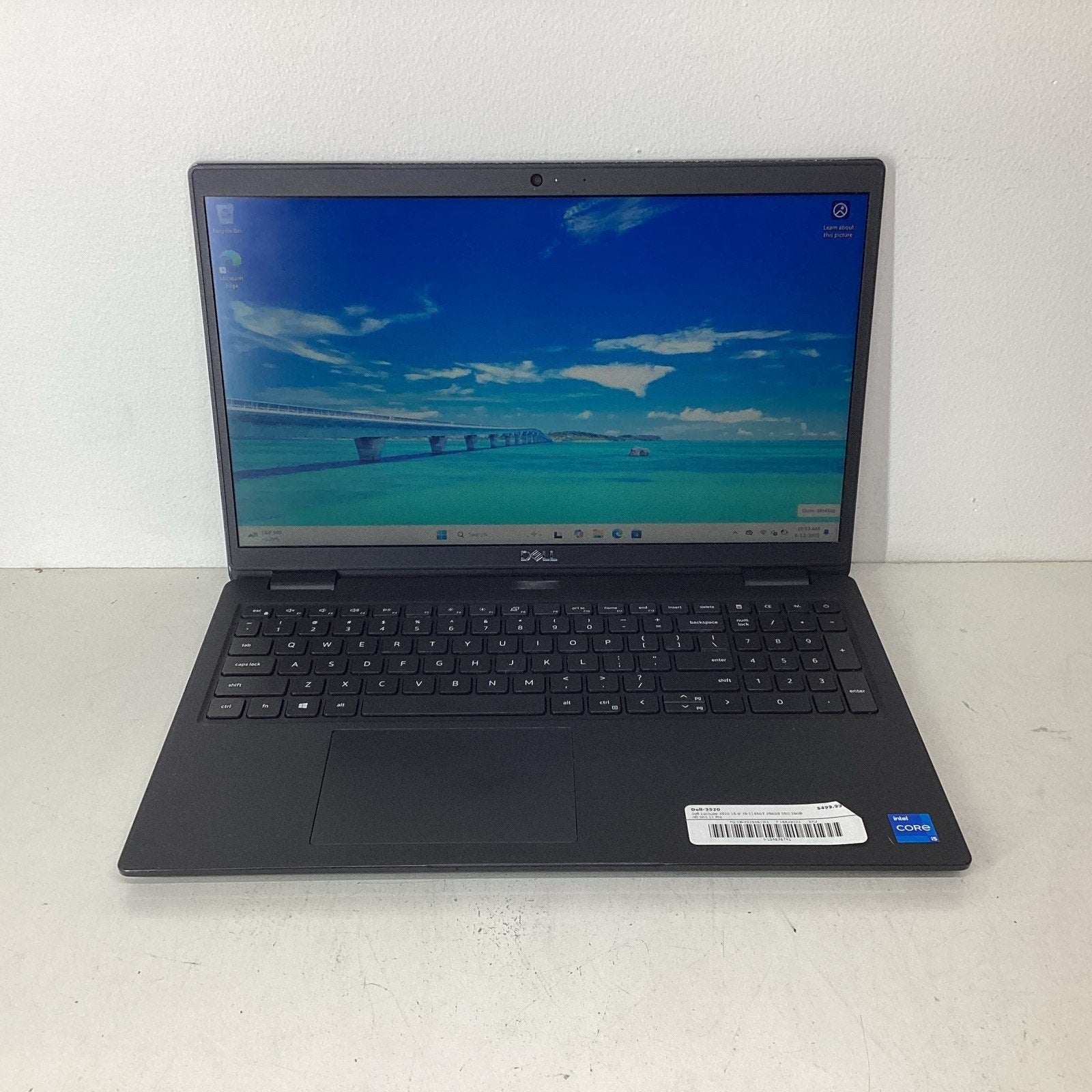 Dell Latitude 3520 15.6" i5-1145G7 16GB RAM 256GB SSD Windows 11 Pro