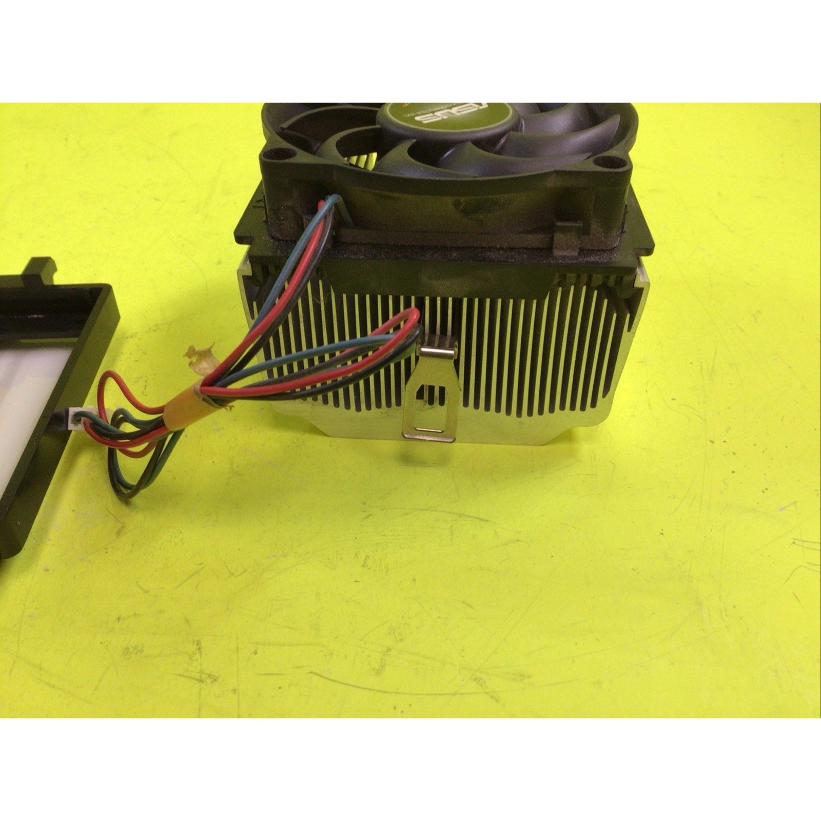 Asus Desktop Cooling Fan Heatsink and Backplate 13G075135022H2