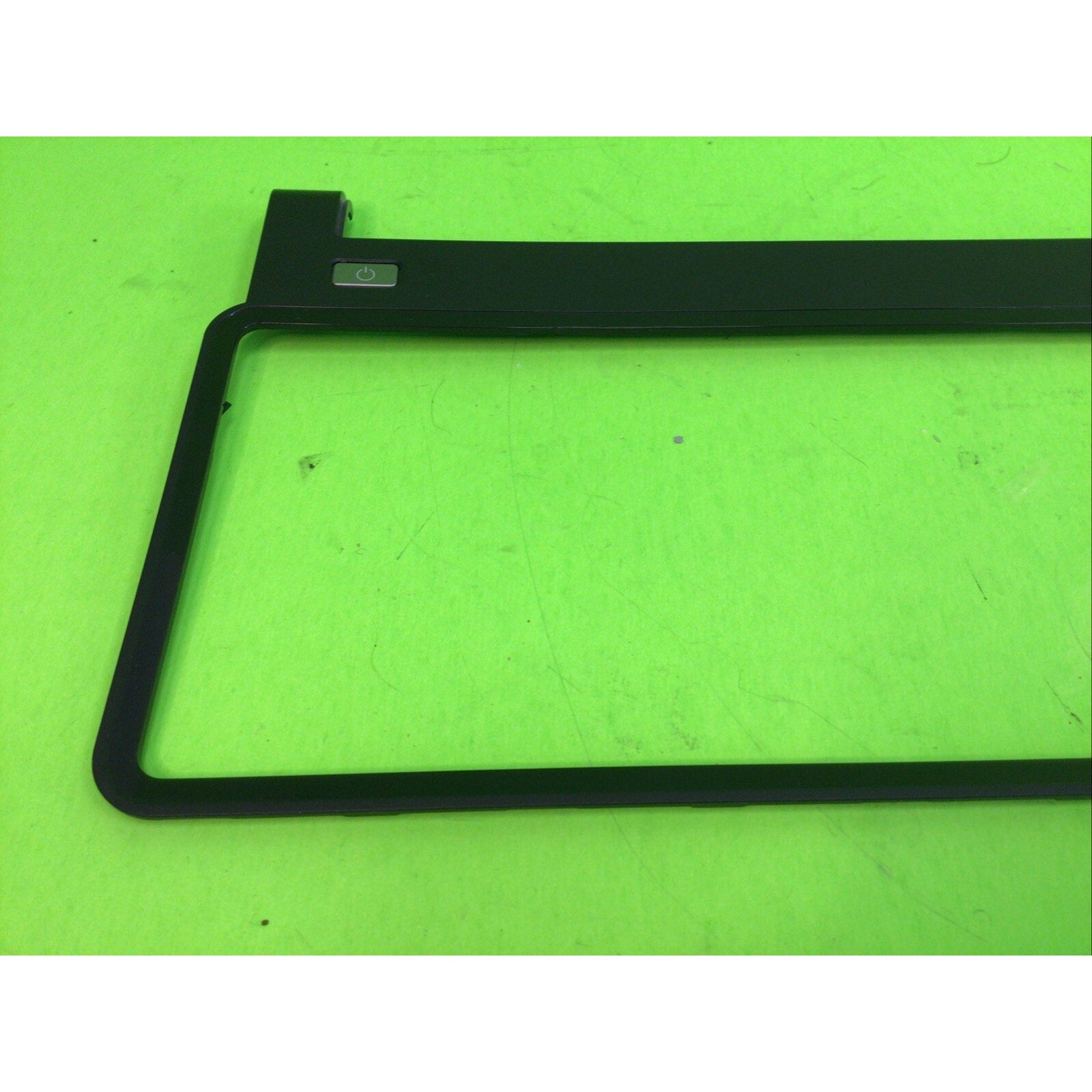 Dell 1564 Keyboard Trim Bezel Cover 04D5CY