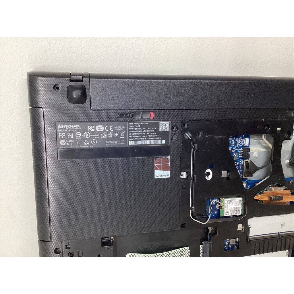 Lenovo Z50-70 15.6" 20354 No RAM, HDD, Screen - Parts Only