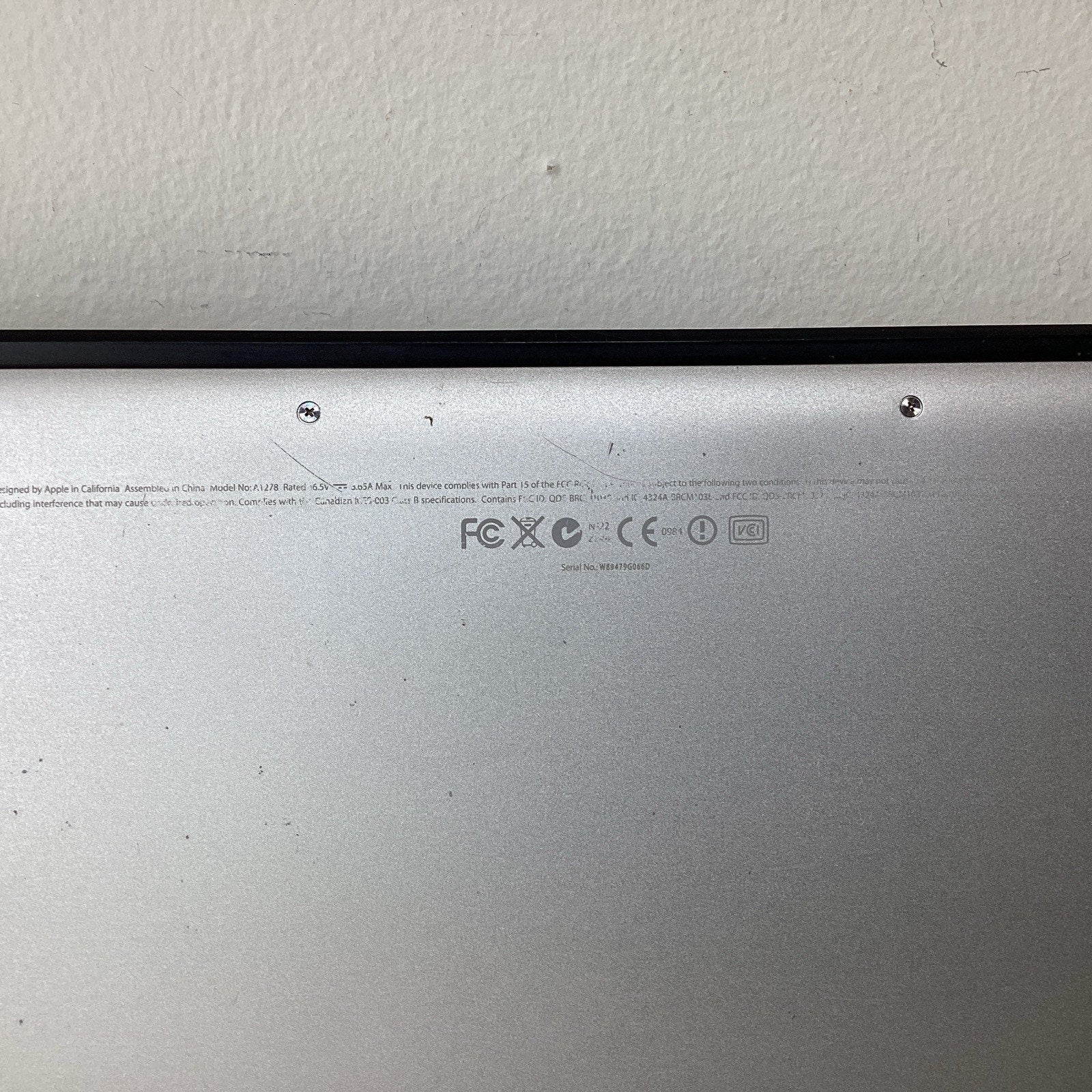 Apple MacBook Pro 13" A1278 2GB RAM 160GB HDD - For Parts