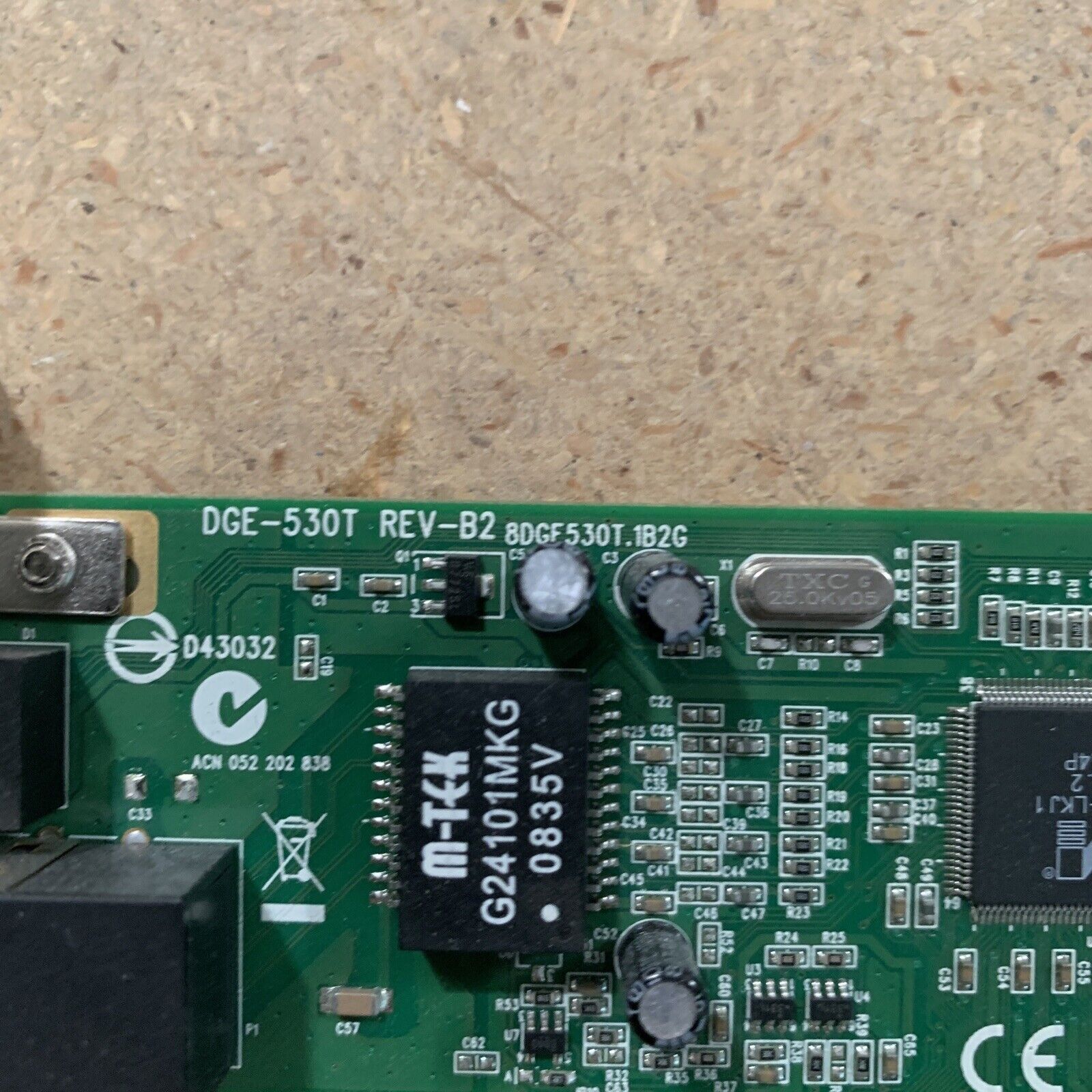 D-Link DGE-530T Gigabit Rj45 PCI Network Adapter - Low Profile - Damaged Bracket