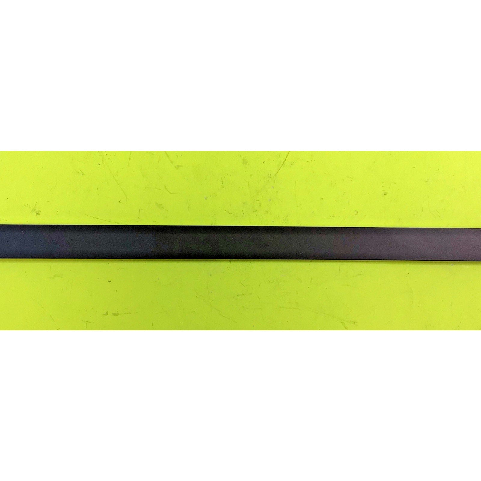 ASUS ProArt Studiobook 16 H7604J Rear LCD Hinge Cover Bezel EBEXK004010