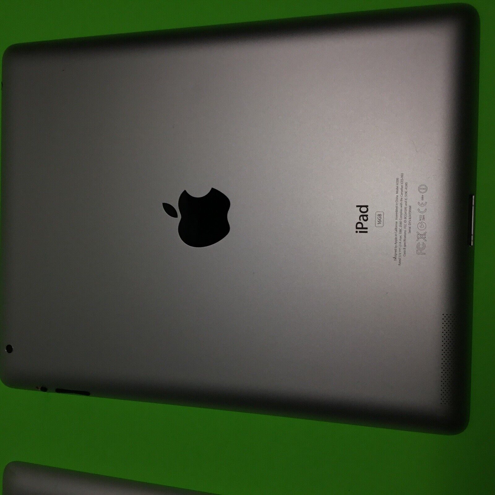 Mixed Lot Of 2 Apple Classic iPad 2 a1395 and 3 a1416 For Parts Only