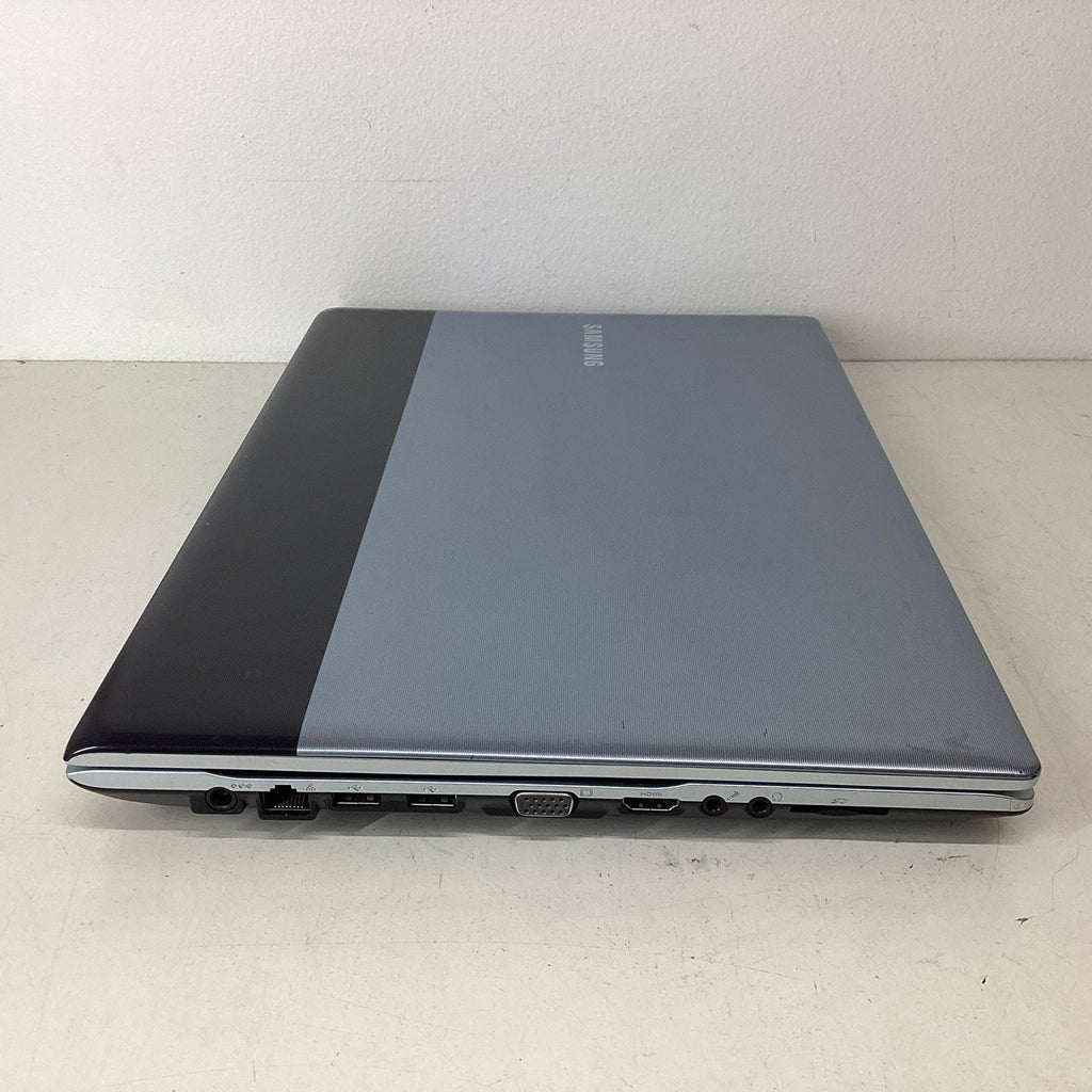 Samsung NP-RV515-A01US 15.6 AMD E-350 Dual-Core 4GB RAM 320GB HDD - For Parts