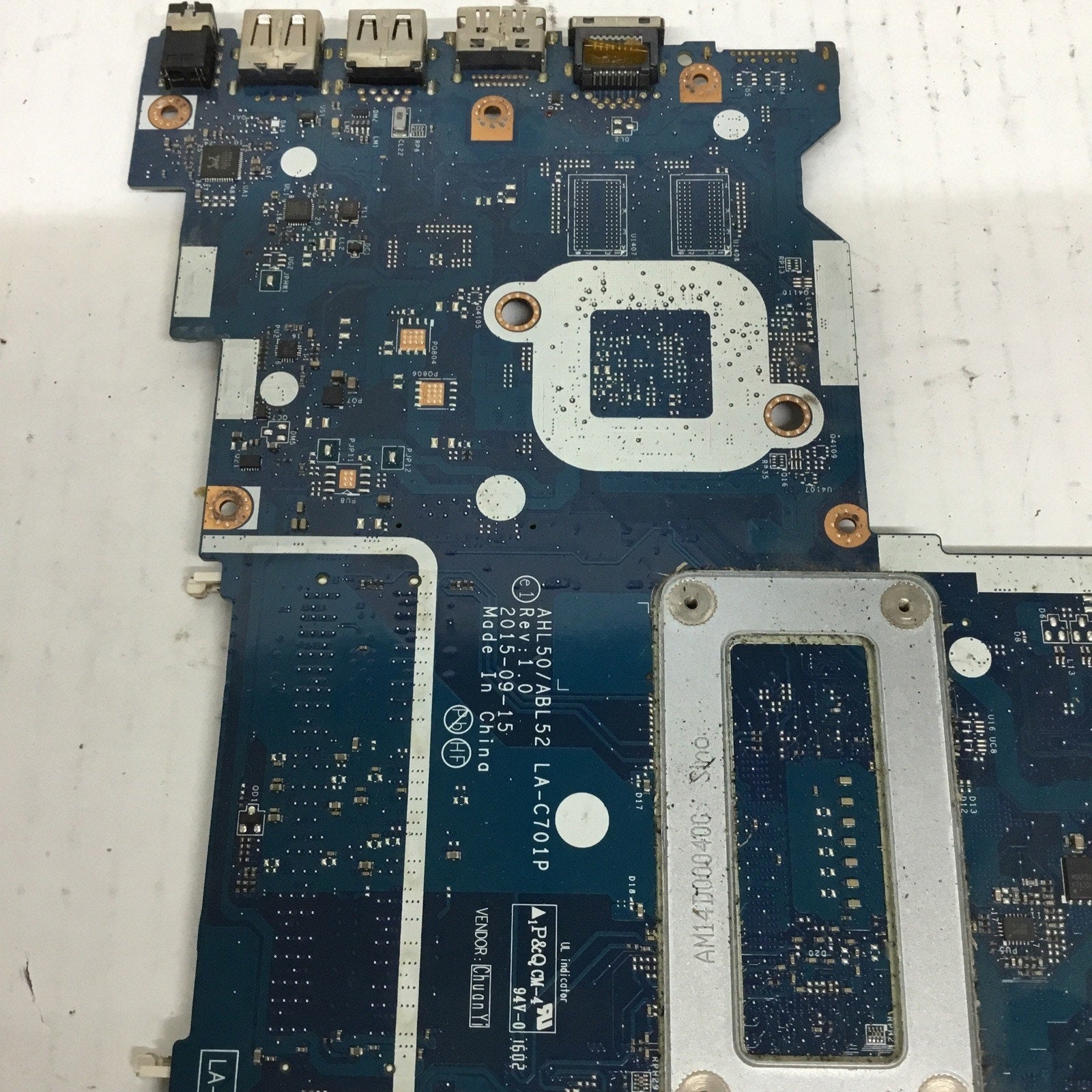 For parts 825034-501 LA-C701P HP MOTHERBOARD INTEL I3-5020U 15-AC AS IS