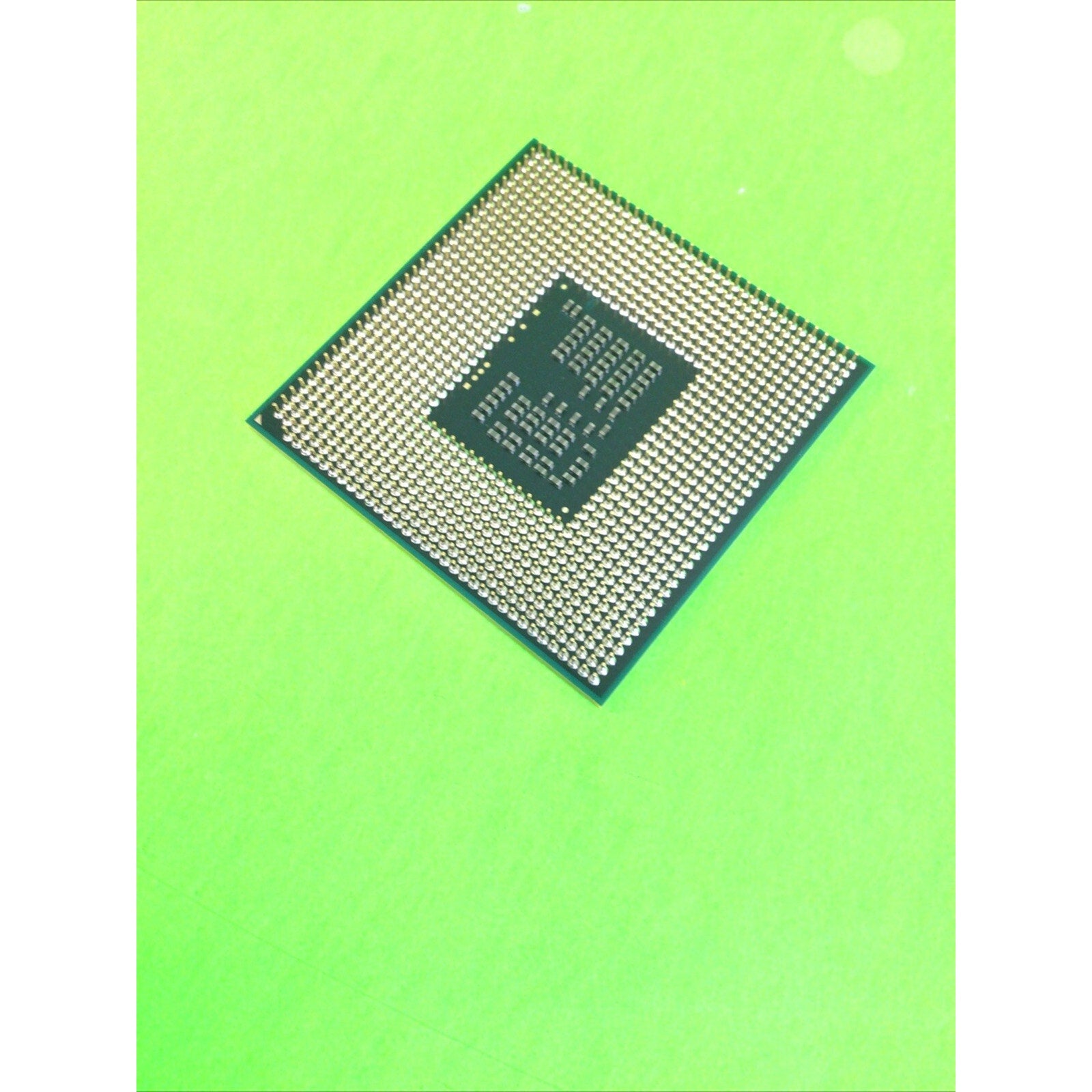Intel i3-330M