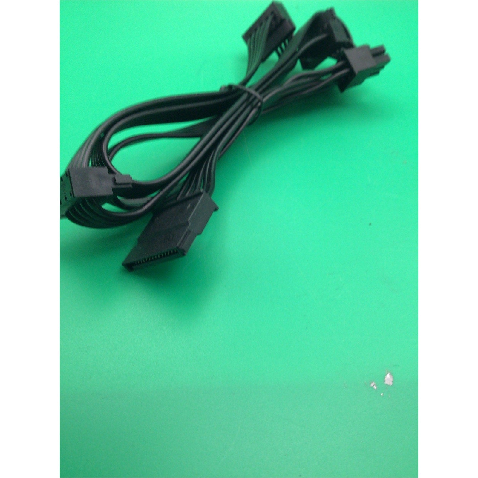 Gigabyte P850GM Power Supply Modular 6 Pin to SATA Cable