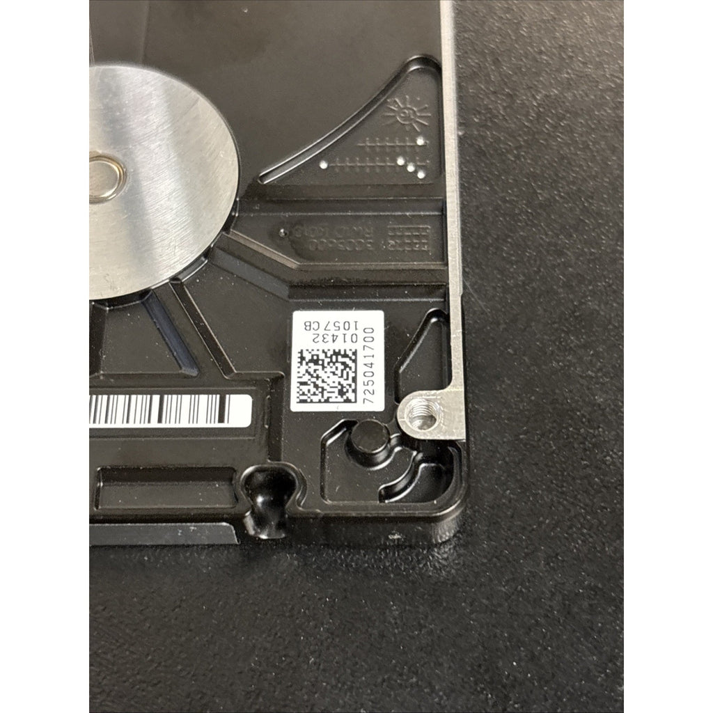 Seagate ST1000LM035 1TB Notebook Hard Drive P/N: 1RK172-500 FW: SDM1