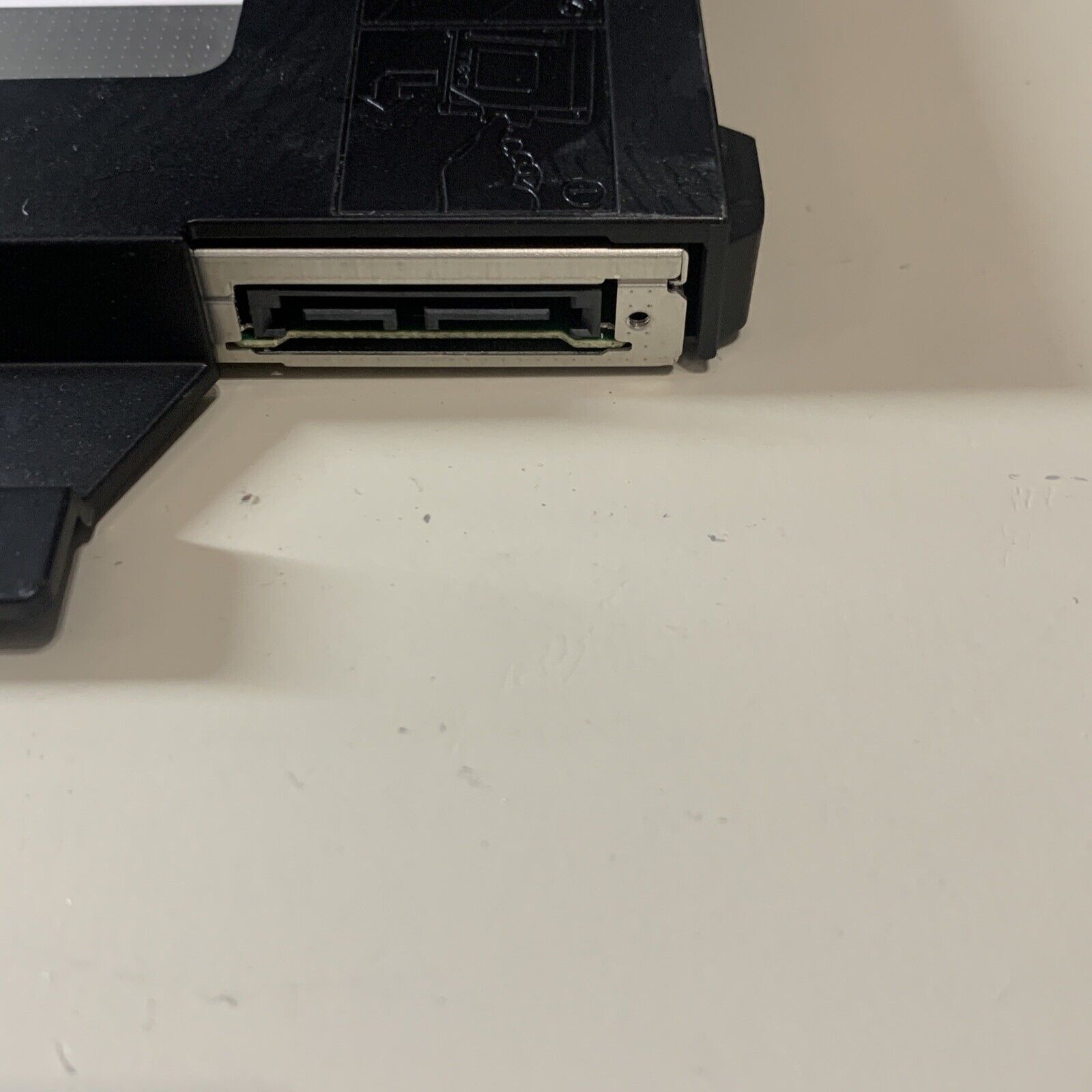 DELL DS-8D9SH112C 8x SATA DVD ROM Media Slim Optical Drive w/Cradle P/N: 0R7J8C