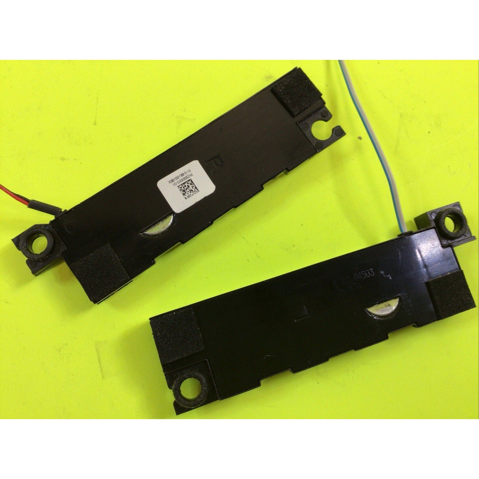 Lenovo Yoga 510-14ISK Left and Right Speaker Set PK23000SS10