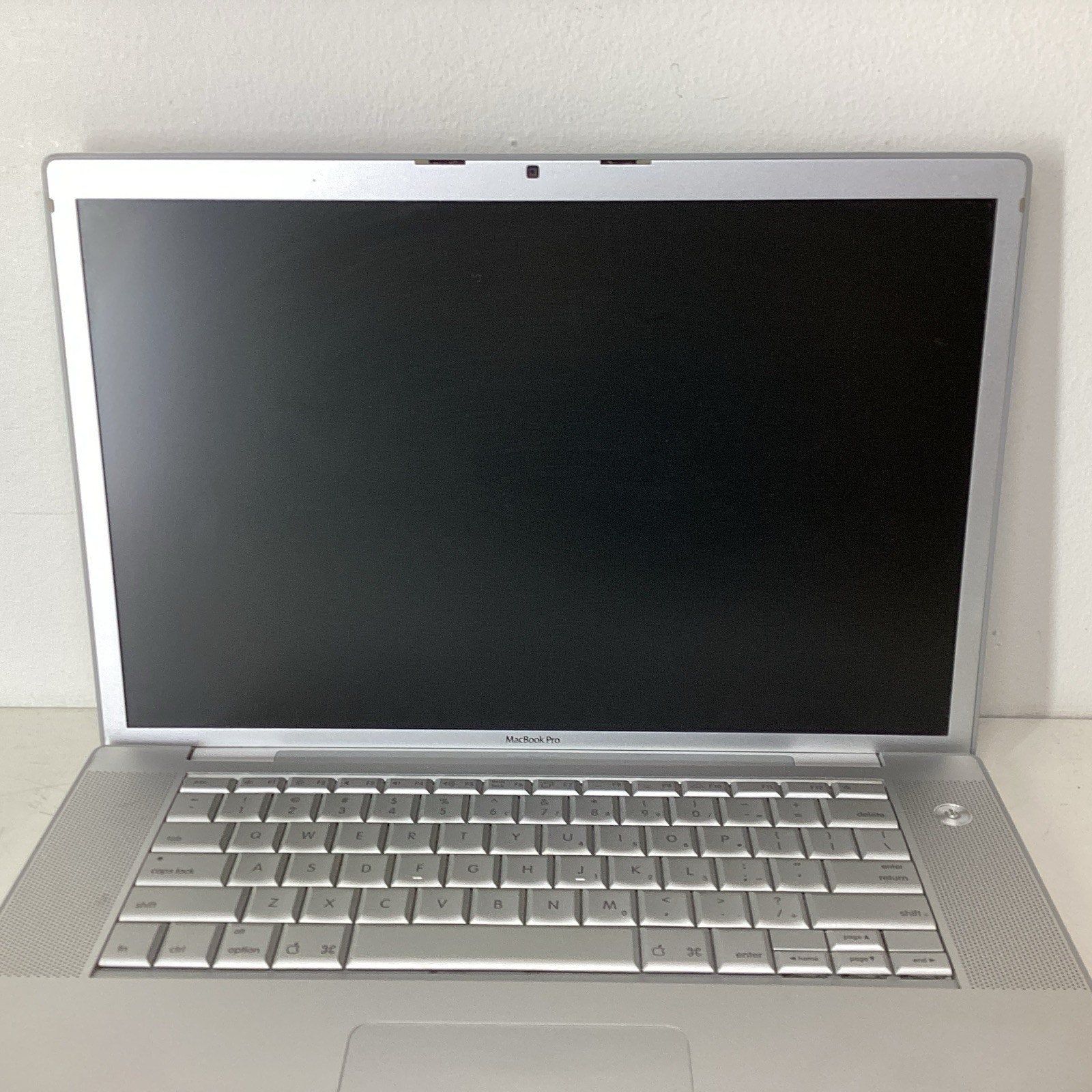 Apple MacBook Pro A1211 Intel Core 2 Duo 2.16GHz 1GB RAM 120GB HD - For Parts