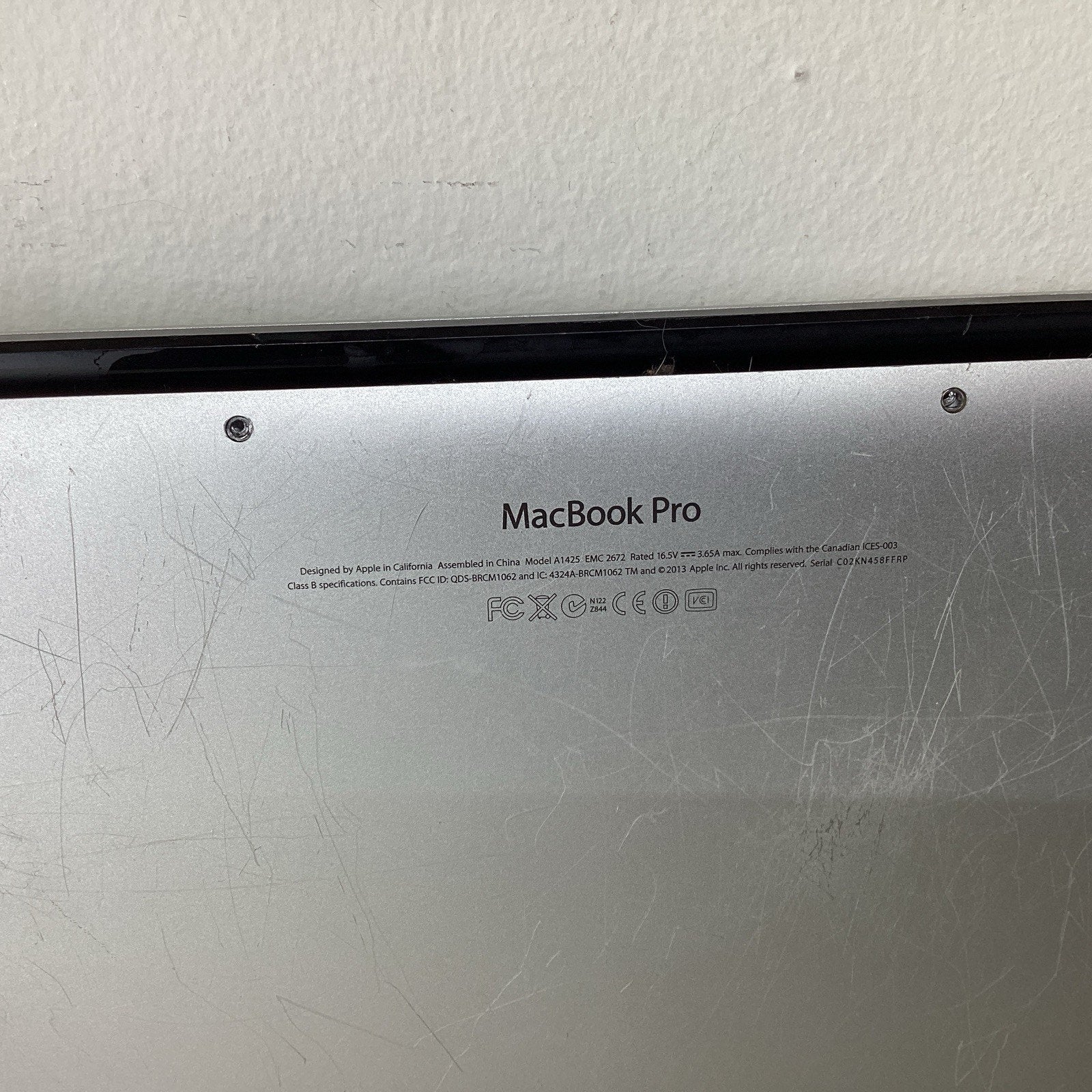 A1425 Apple MacBook Pro 13-inch Intel Core Duo 8GB RAM - For Parts