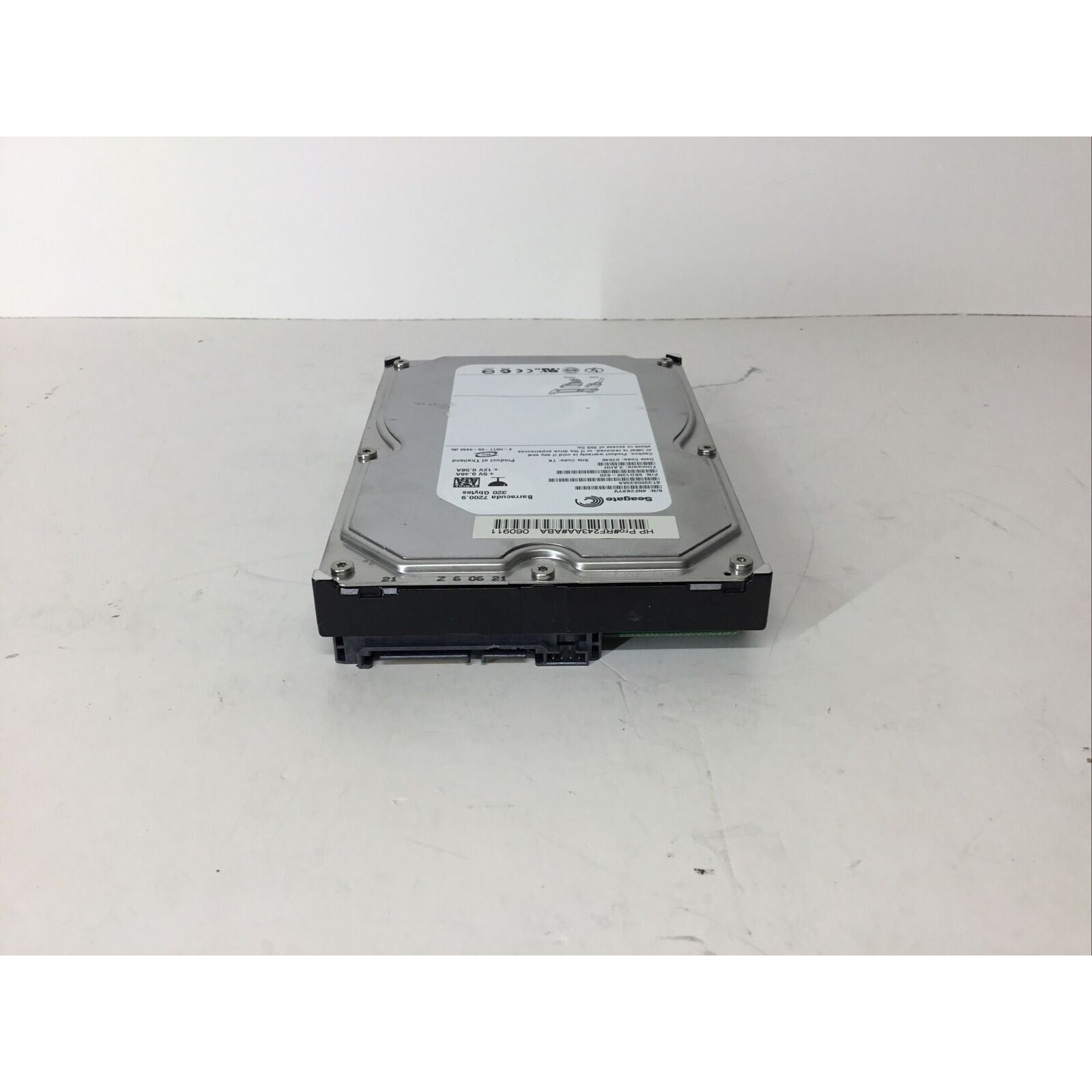 Seagate Barracuda 7200.12 320 GB Hard Drive ST3320833AS 9BD13M-620 RF243AA#ABA