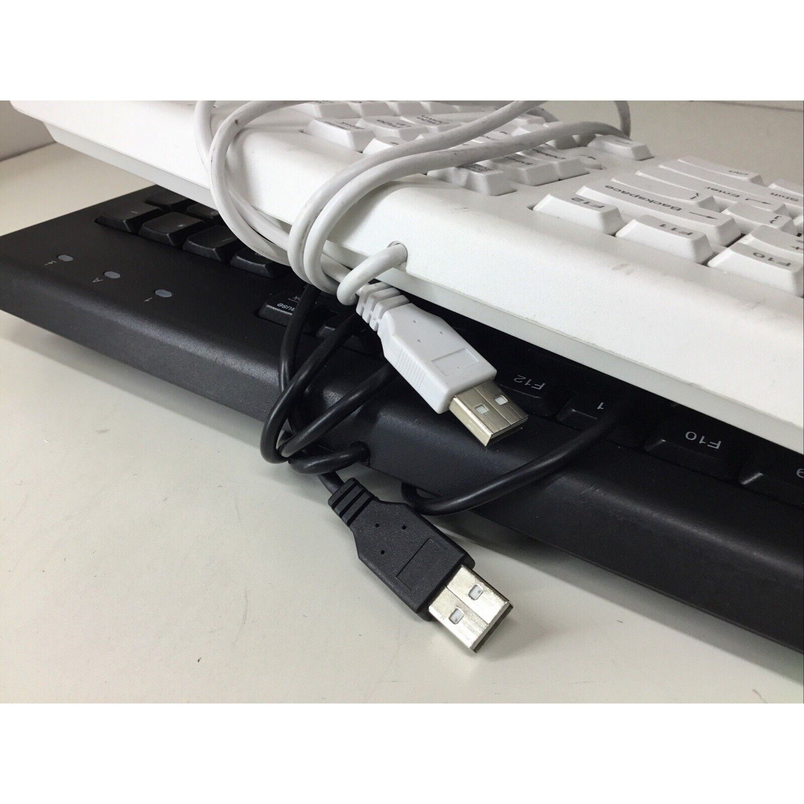 Lot Of 2 - 697737-001 904367-001 HP USB Keyboard PR1101U