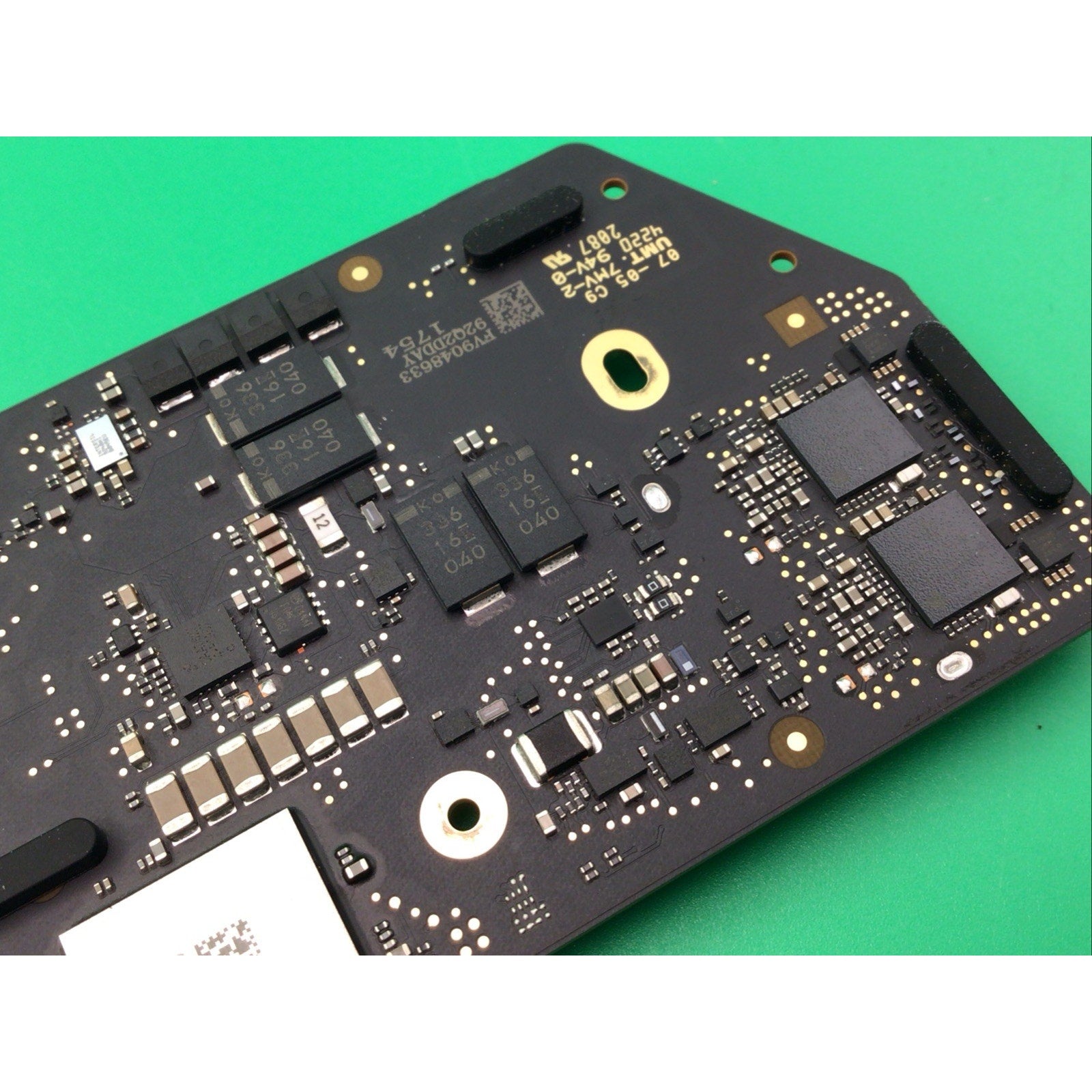 MacBook Air 13" M1 A2337 Logic Board w/Touch ID 8GB RAM 256GB SSD 820-02016-A