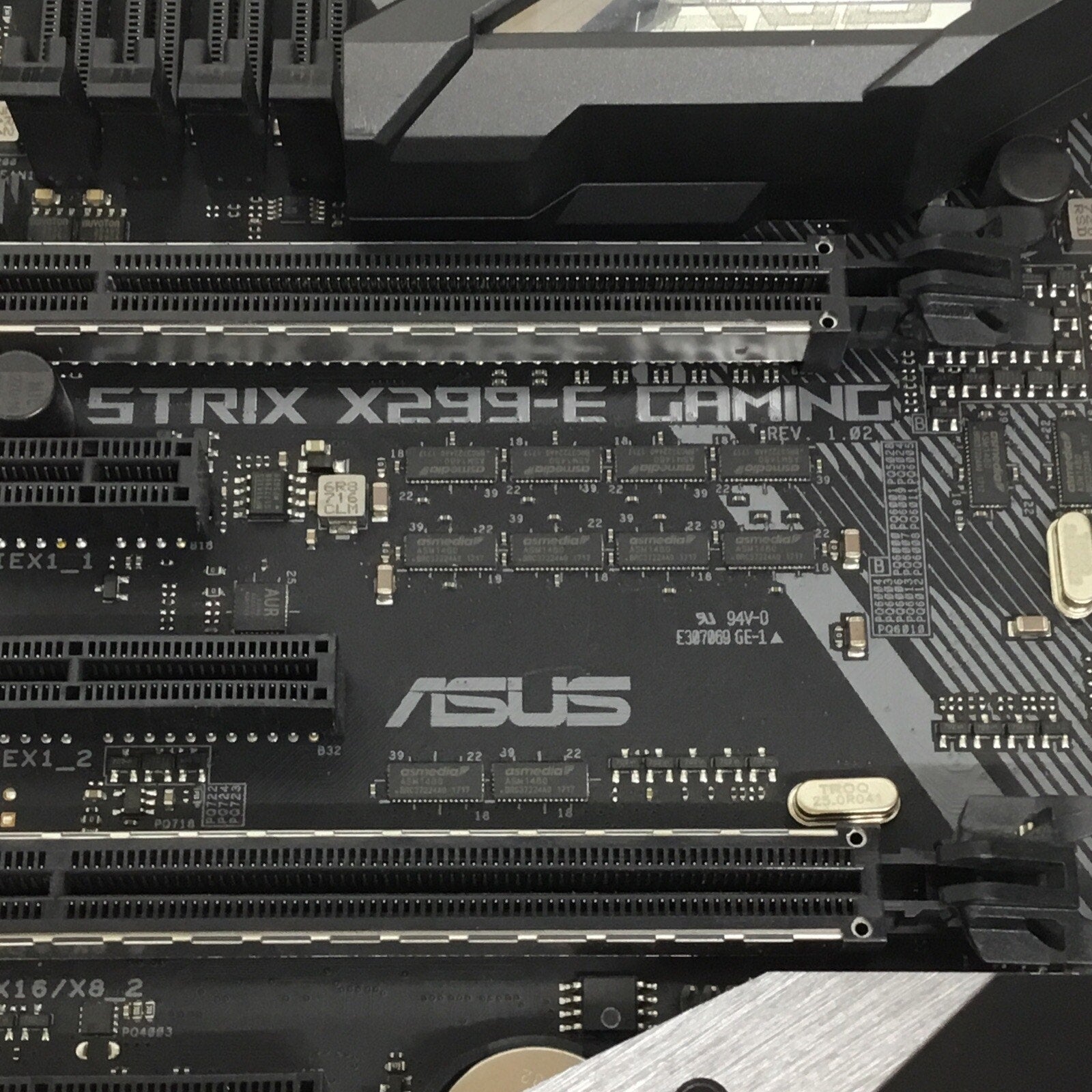 ASUS ROG STRIX X299-E Gaming Intel X299 DDR4 LGA 2066 ATX Motherboard