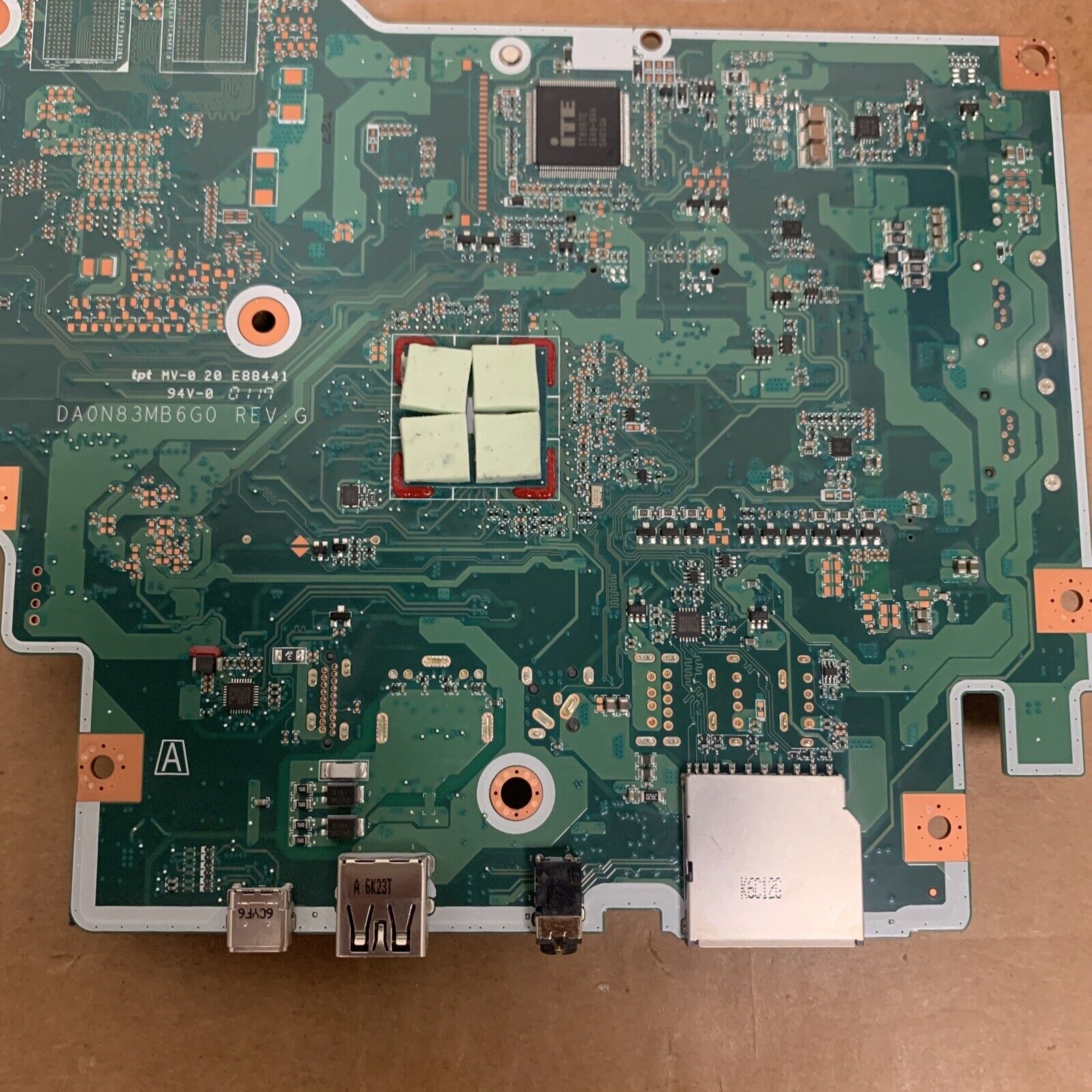 HP 24-B016 908382-604 DA0N83MB6G0 REV:G AIO Motherboard - Bad/For Parts Only