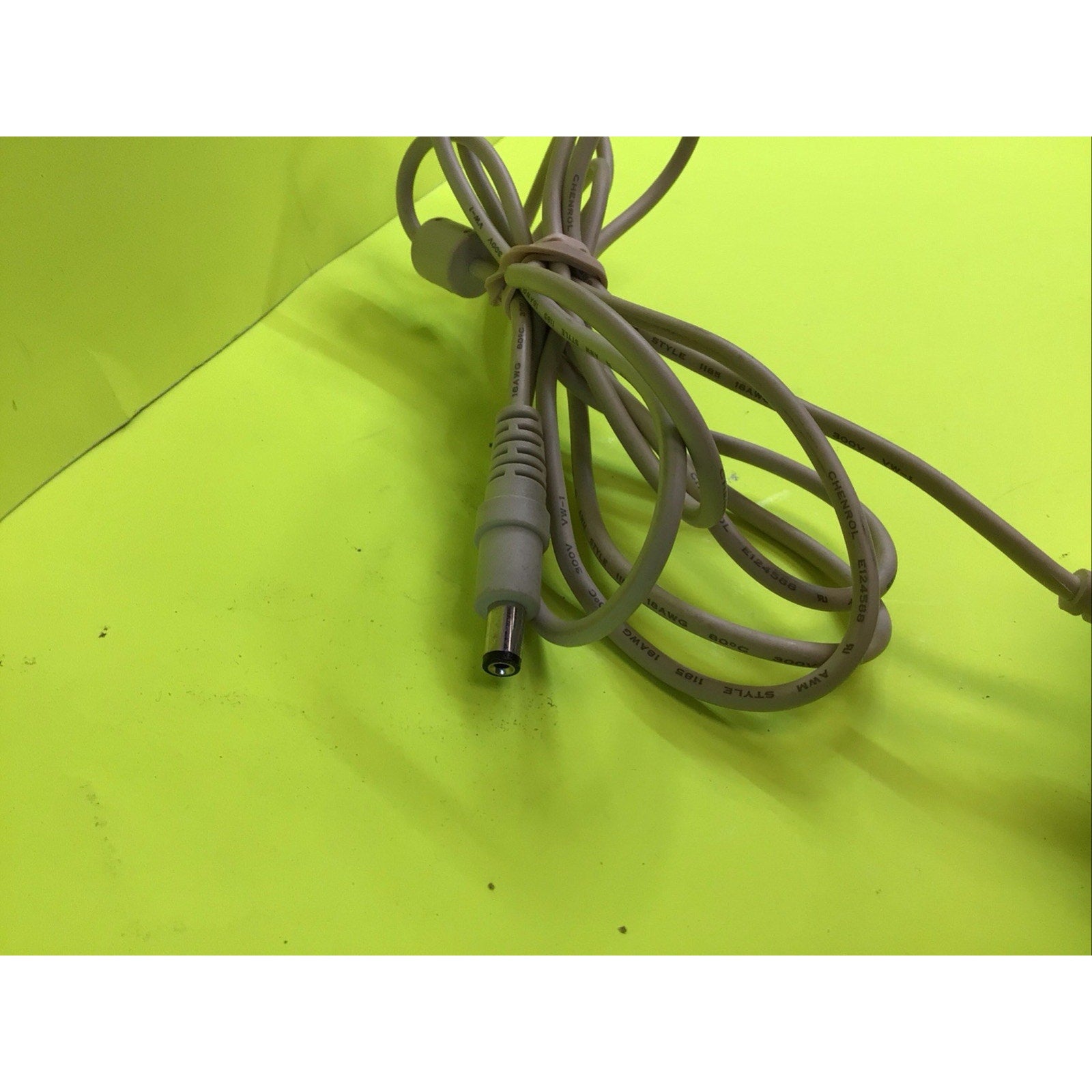 Hewlett Packard AC Power Adapter 1.1A 18V C6409-60014