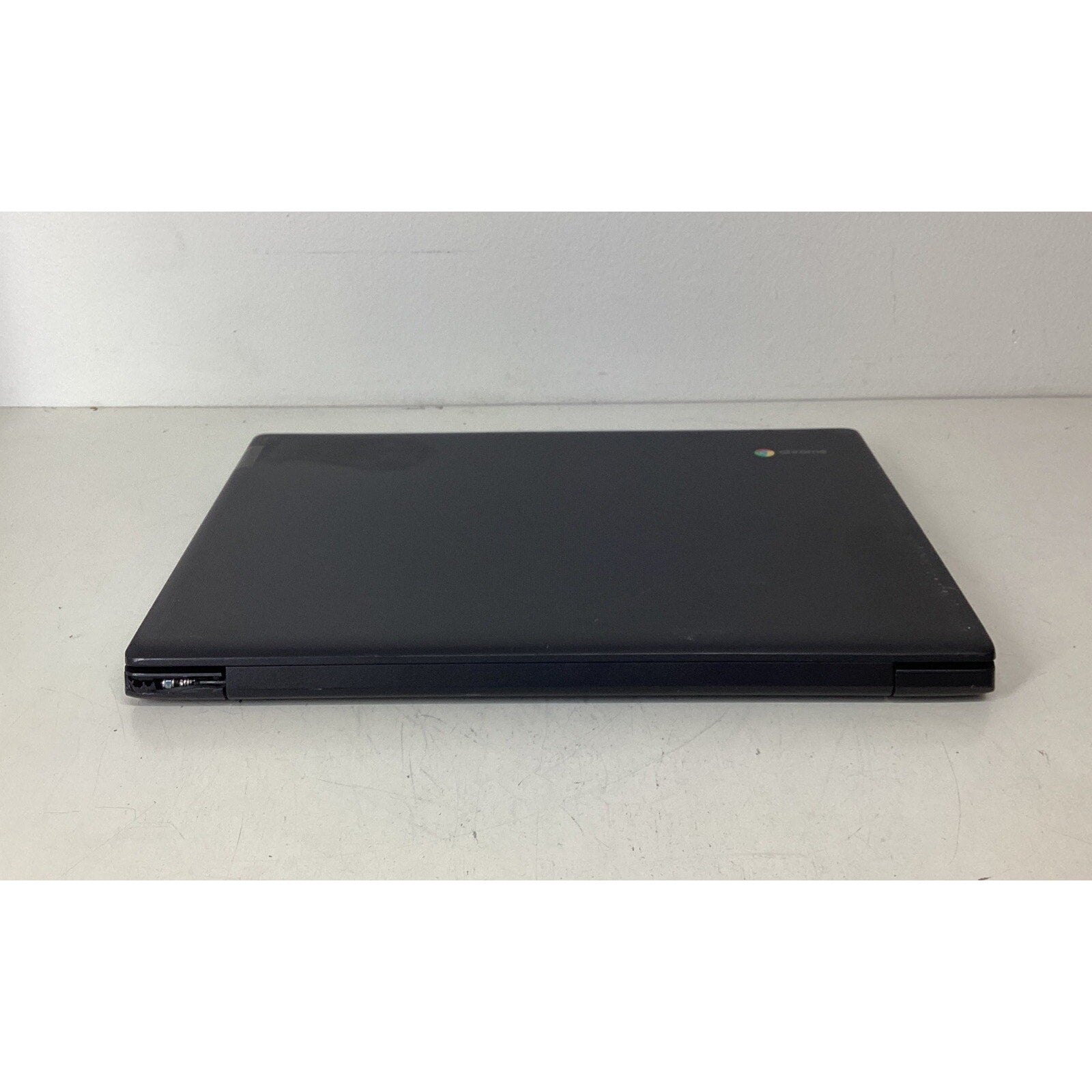 Lenovo Chromebook S330 81JW 14'' MediaTek, 64GB SSD, 4GB RAM - For Parts