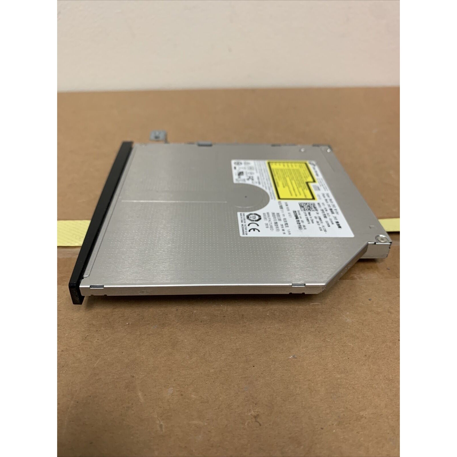 Dell DVD Drive with Bezel for PC or Laptops GU90N 9M9FK - Special Side Bracket