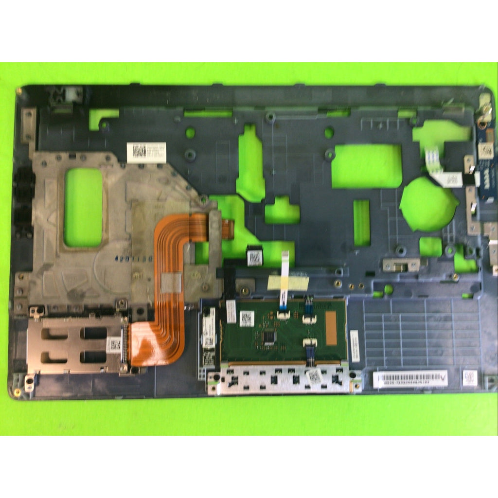 Dell Latitude E6320 Palmrest Touchpad Assembly 0P7GPY P7GPY