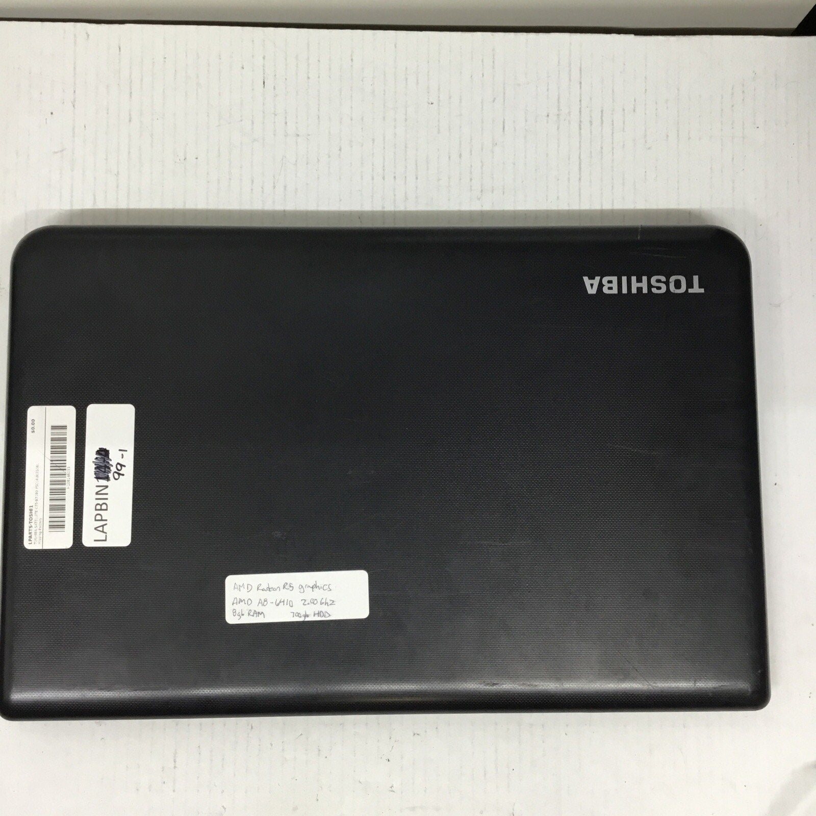 Toshiba Satellite C55D-B7420 Laptop AMD A8-6410, 8GB RAM, 700GB HDD Win 10