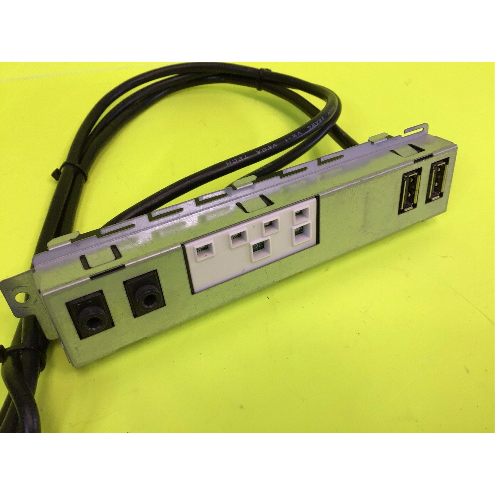 Dell OptiPlex 3010 390 MT Mini Tower Front Panel Audio USB Board C8PD6