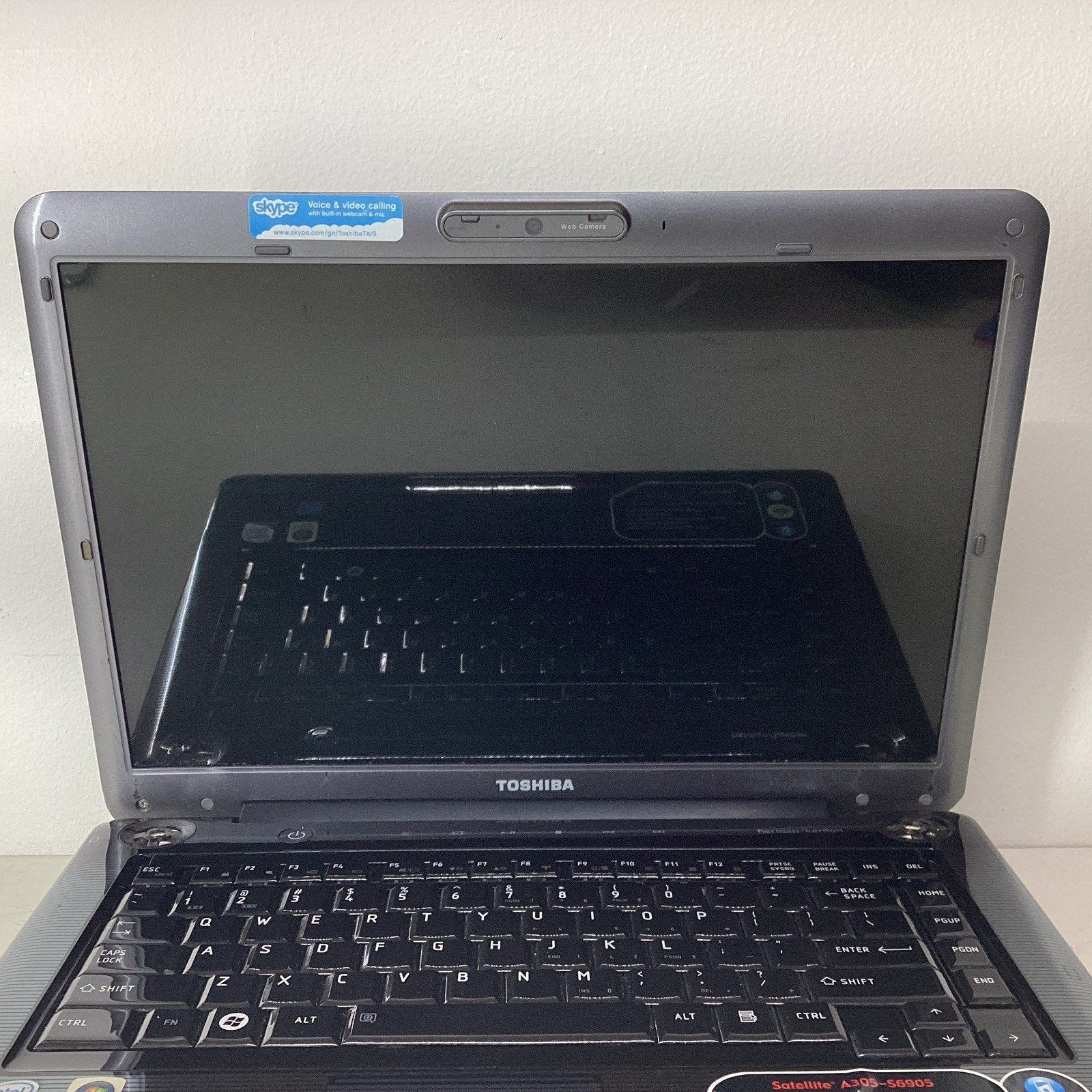 Toshiba Satellite A305-S6905 15" Laptop Intel Core 2 Duo 3GB RAM 320GB HDD-Parts