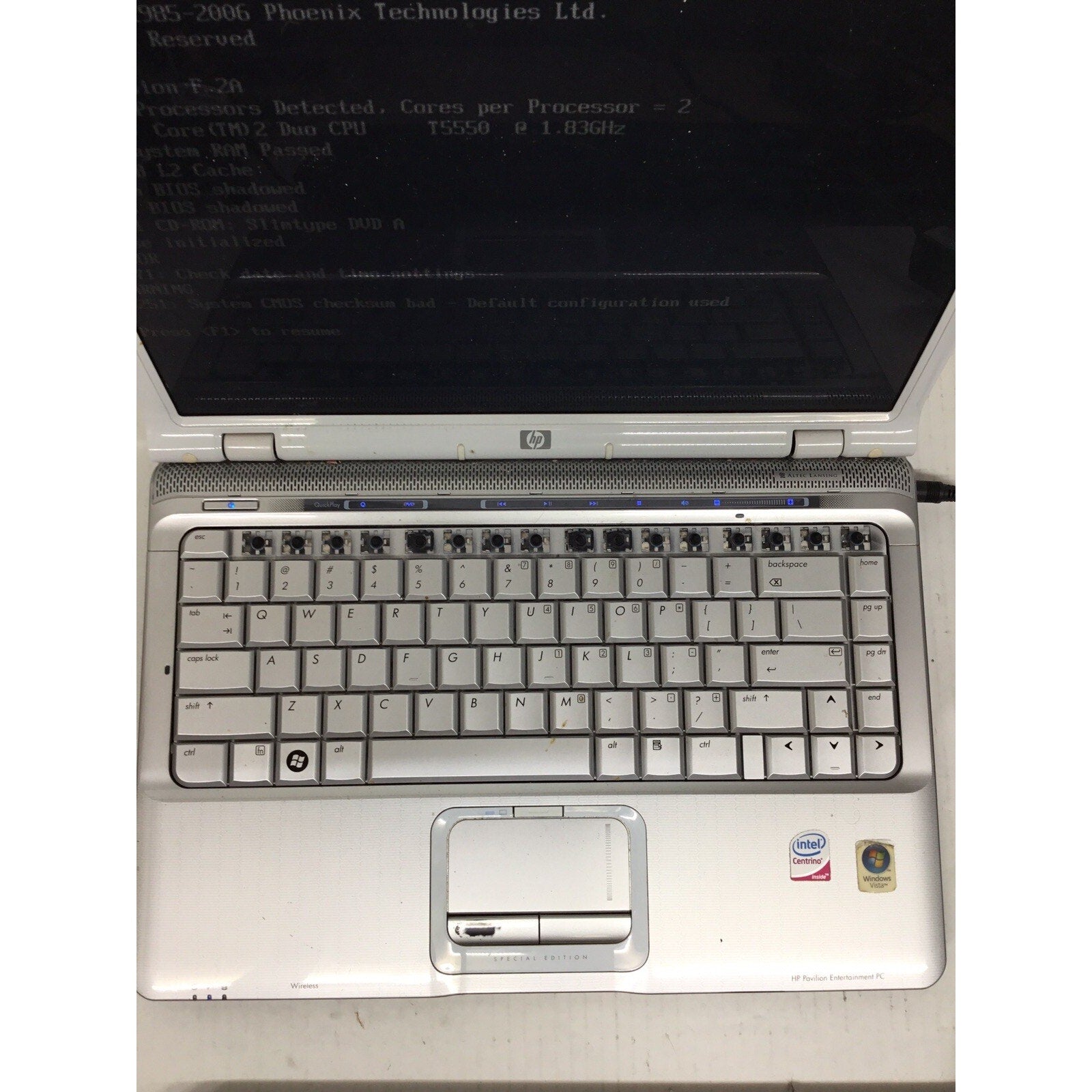 For Parts HP Pavillion DV2000 Laptop For Parts or Repair READ DESC