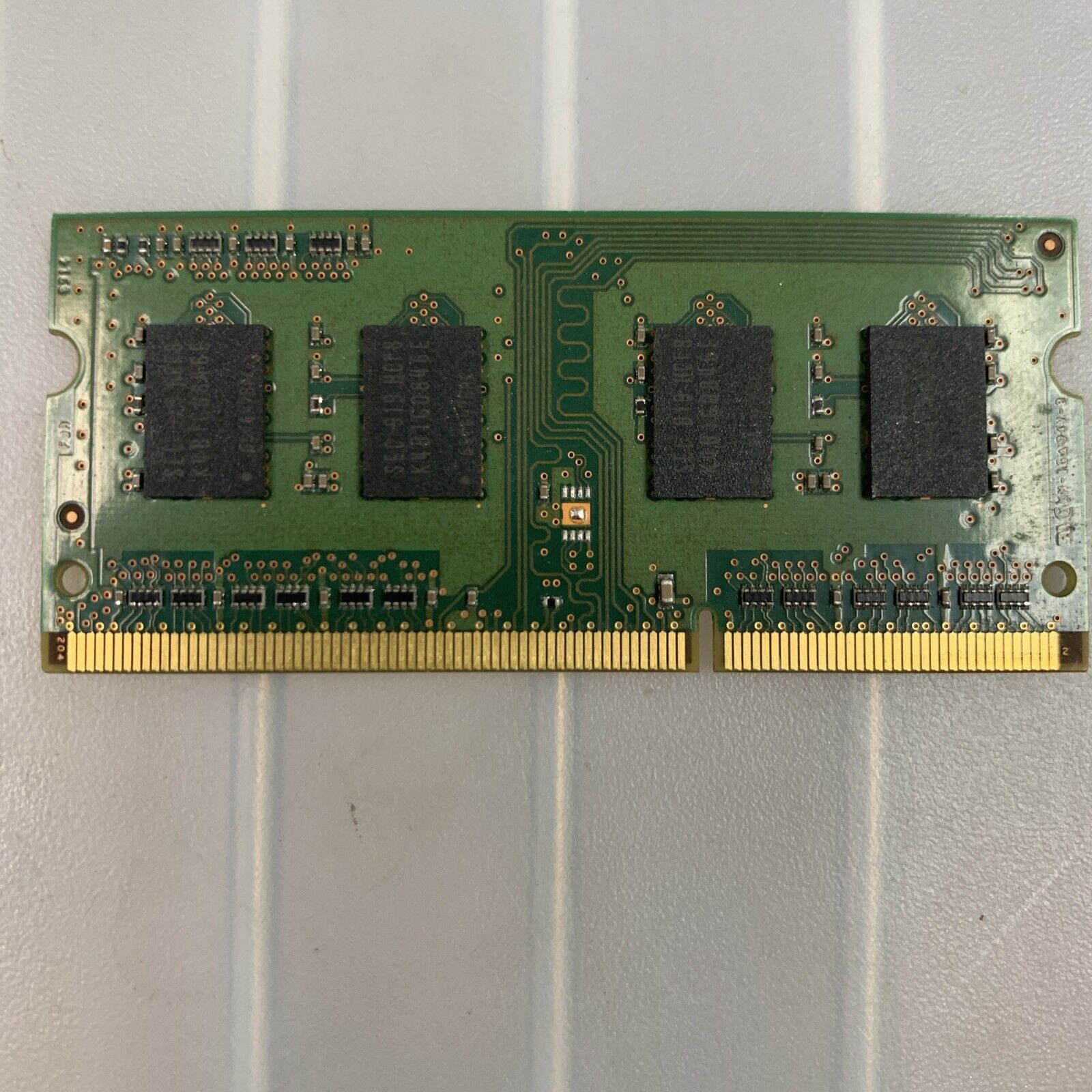 Samsung PC3-8500 (DDR3-1066) 1 GB SO-DIMM 1066 MHz Memory M471B2873EH1-CF8 #B2