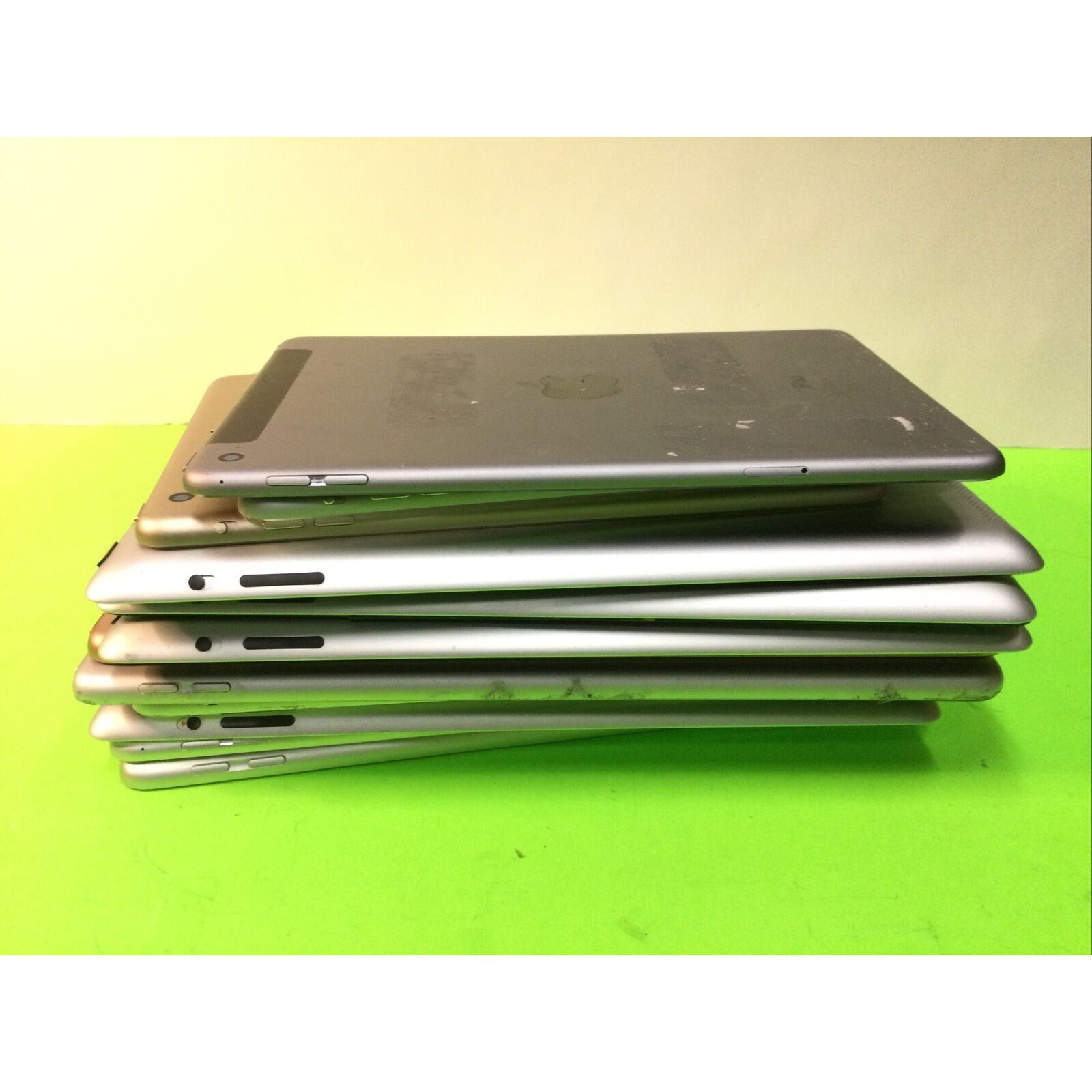 Lot of 12 iPads UNTESTED AS IS