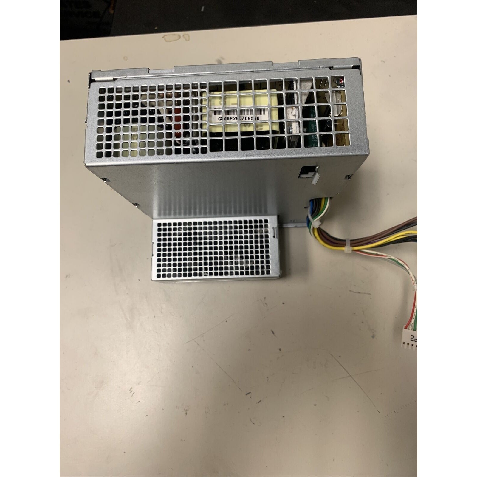 HP 659193-001 Elite 8200/RP5800 D10-240P1A 240W Desktop Power Supply 659246-001