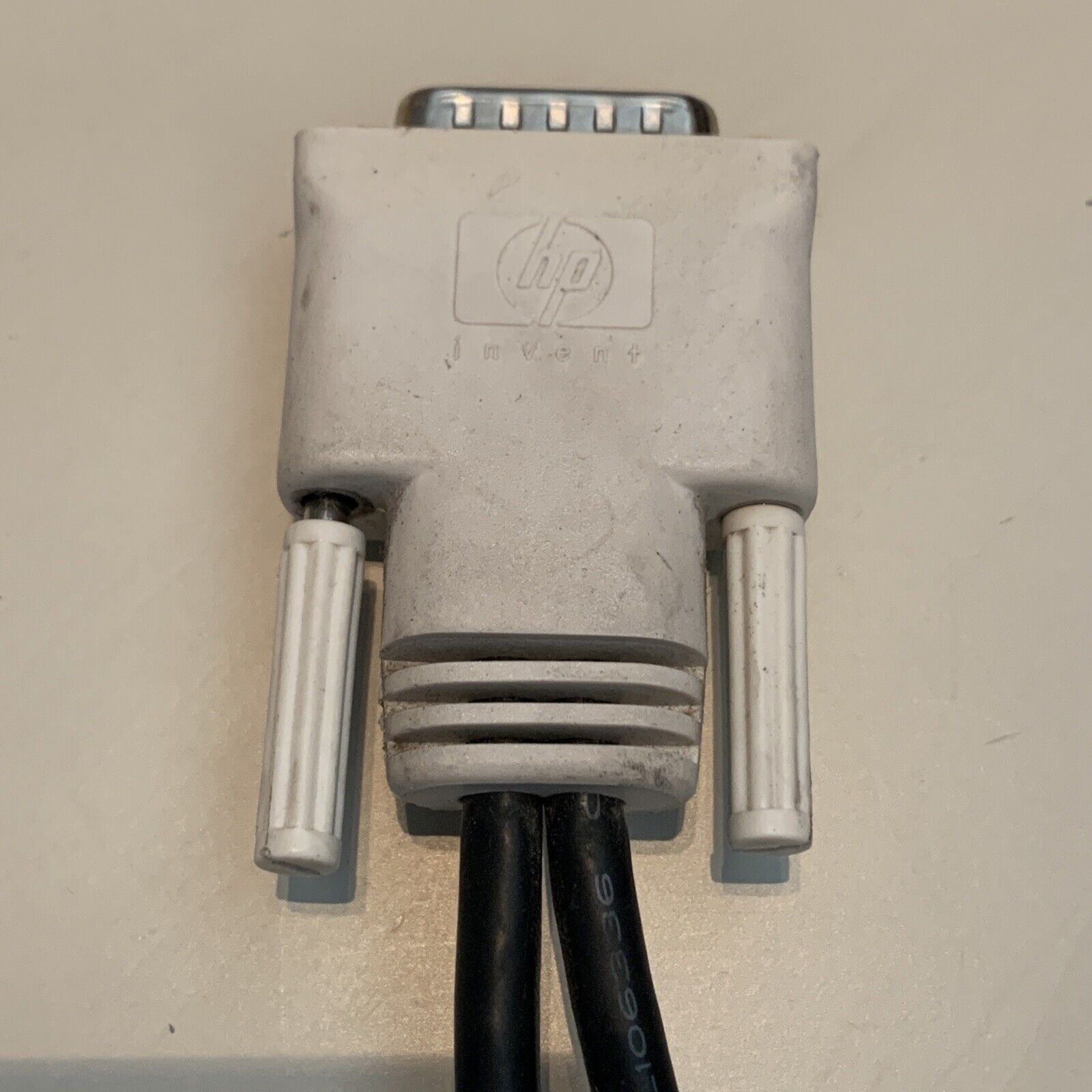 DELL DMS-59 MALE TO DOUBLE HD15 VGA/SVGA MONITOR Y-SPLITTER CABLE ASSEMBLY G9438