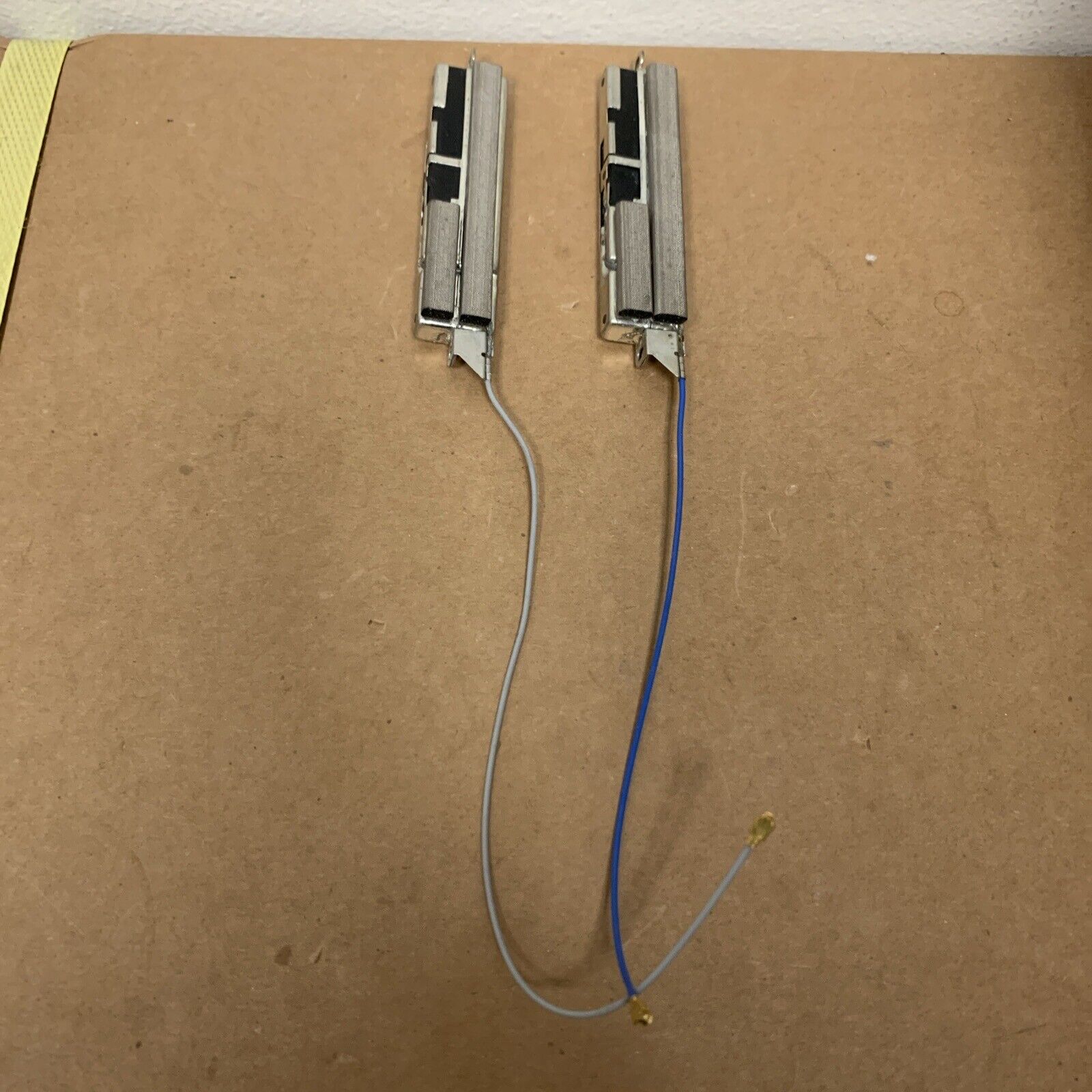 2x Antennas For 2009 APPLE IMAC A1312 21.5 GREY WIFI ANTENNA COAXIAL CABLE