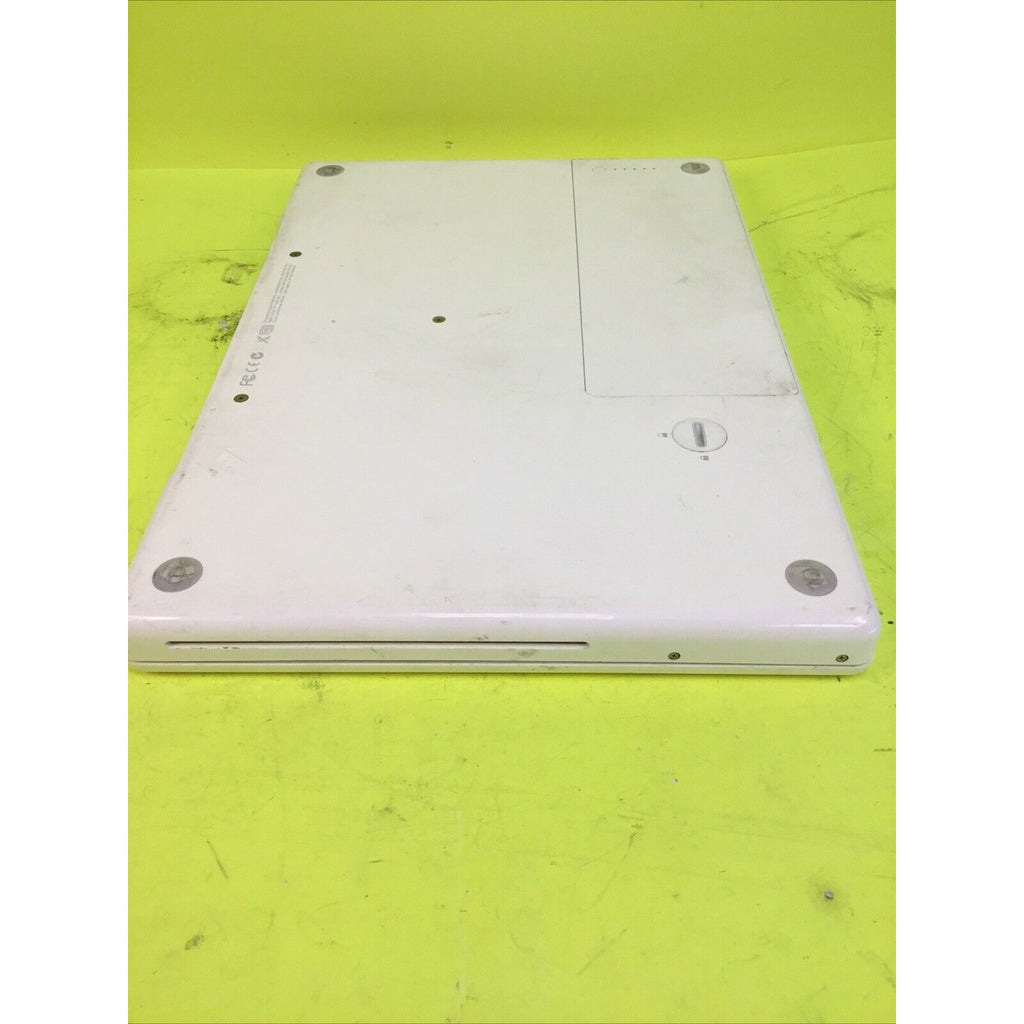 Apple MacBook A1181 13.3 Laptop FOR PARTS or REPAIR