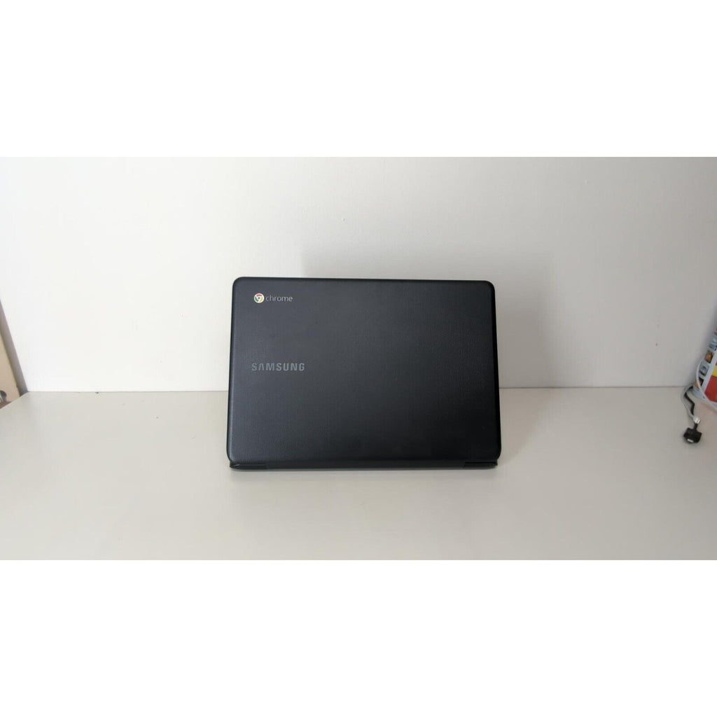 NO CHARGER - Samsung Chromebook 3 11.6'' - N3050, 2GB RAM, 16GB (XE500C13-K01US)