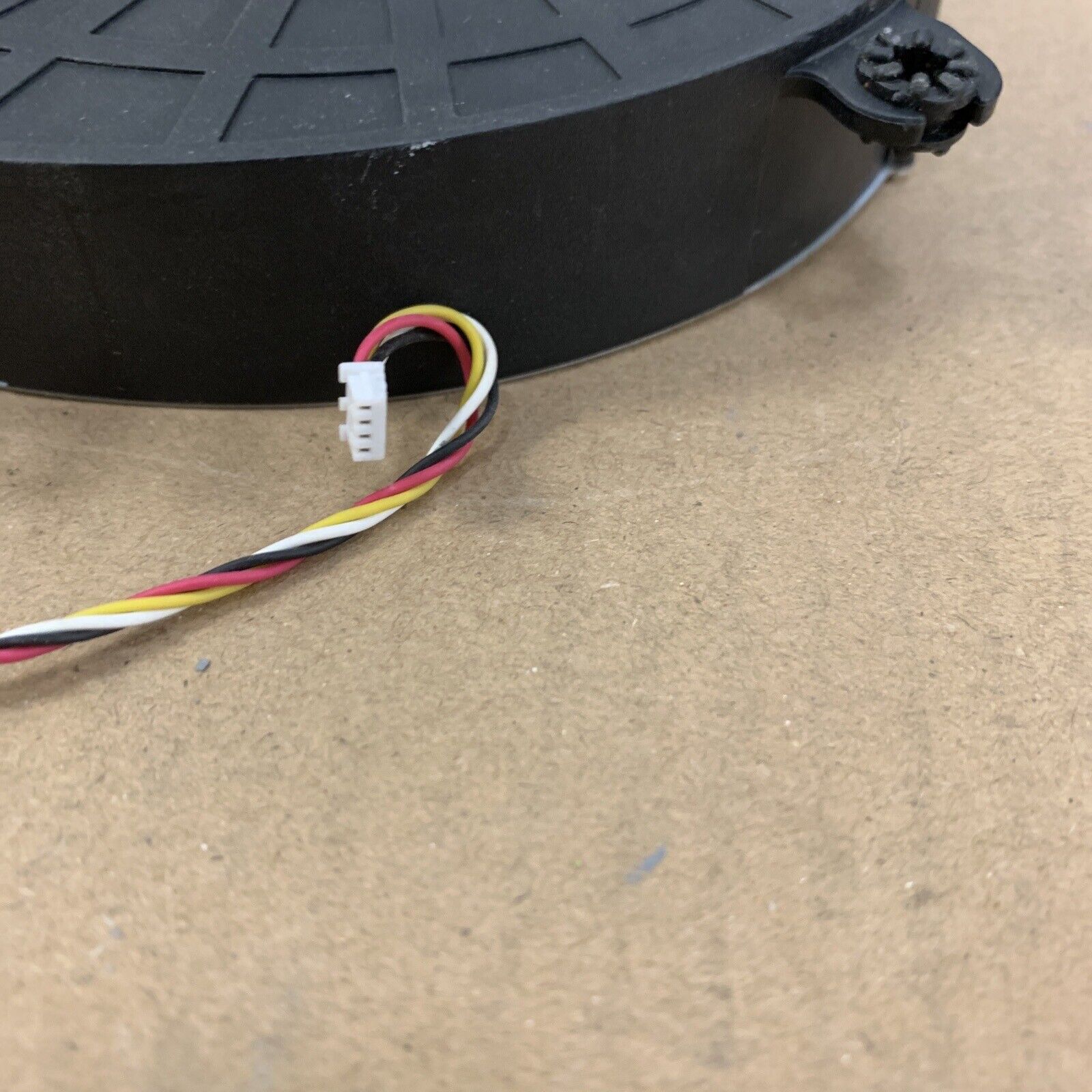 HP Elite 8300 All-In-One CPU DC12V 0.70A Fan 687541-001 BASA1825R2H