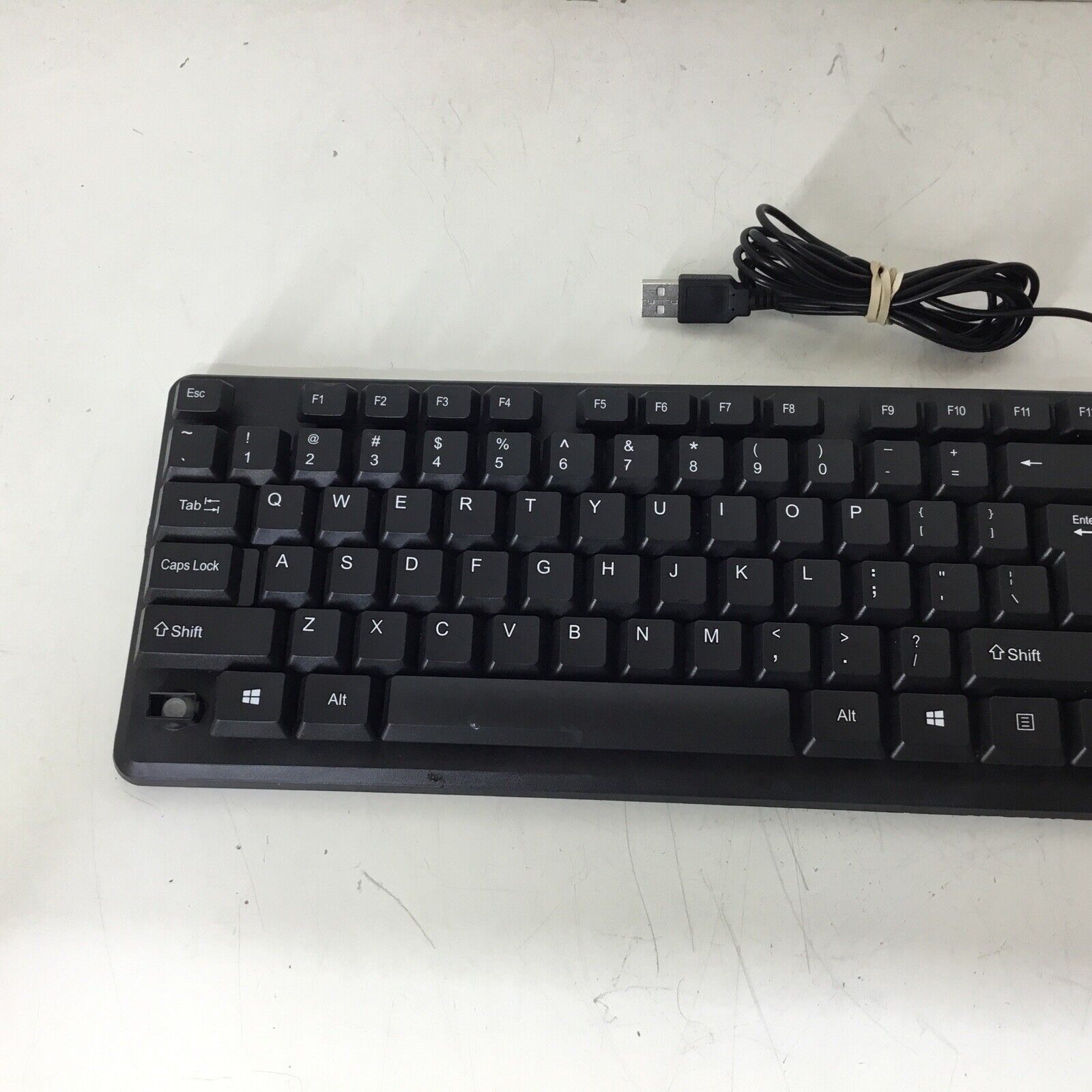 iMicro 104-Key Wired USB Keyboard KB-US9813