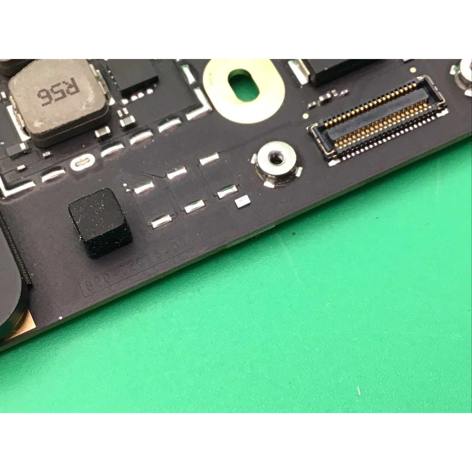 MacBook Air 13" M1 A2337 Logic Board w/Touch ID 8GB RAM 256GB SSD 820-02016-A