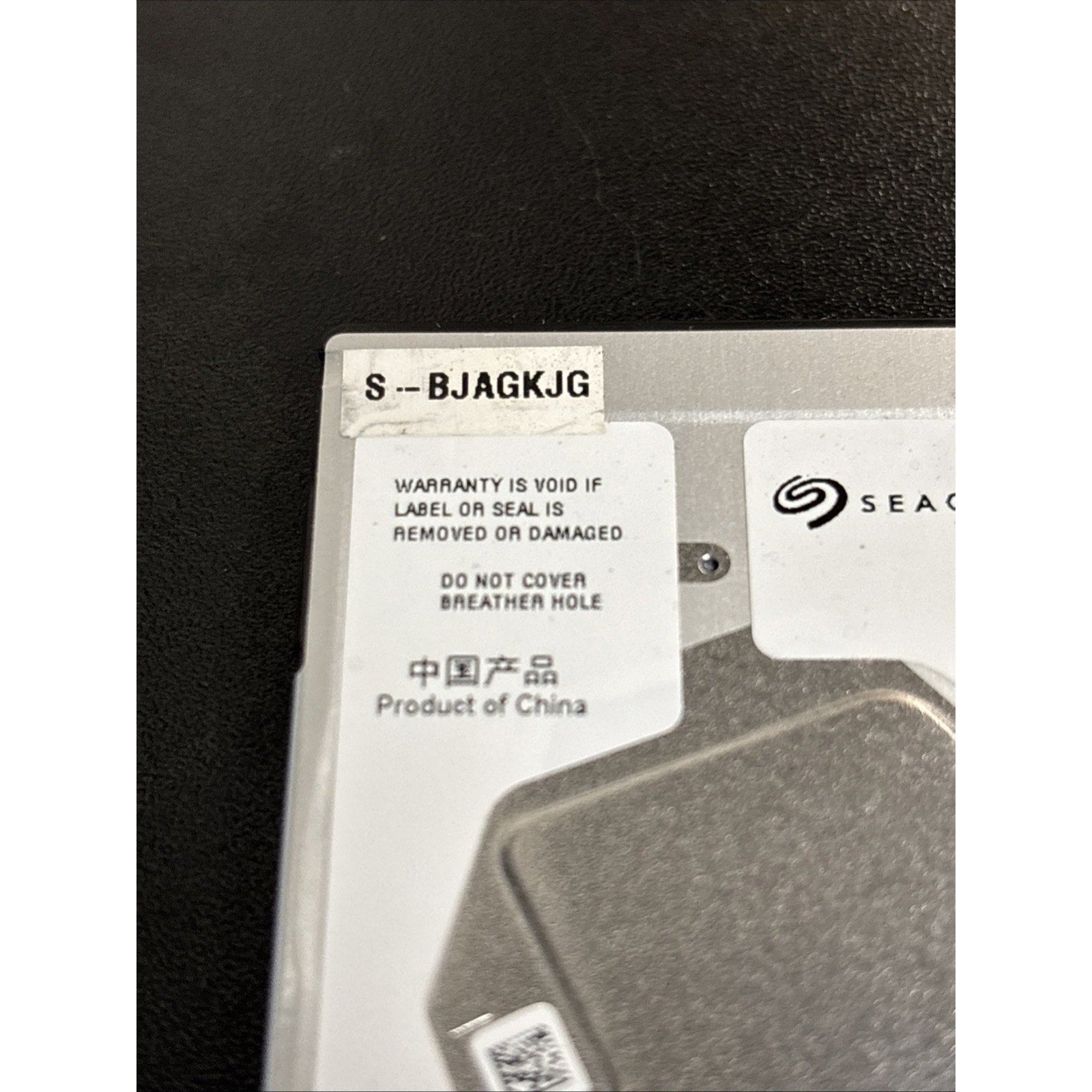 Seagate ST1000LM035 1TB Notebook Hard Drive P/N: 1RK172-500 FW: SDM1