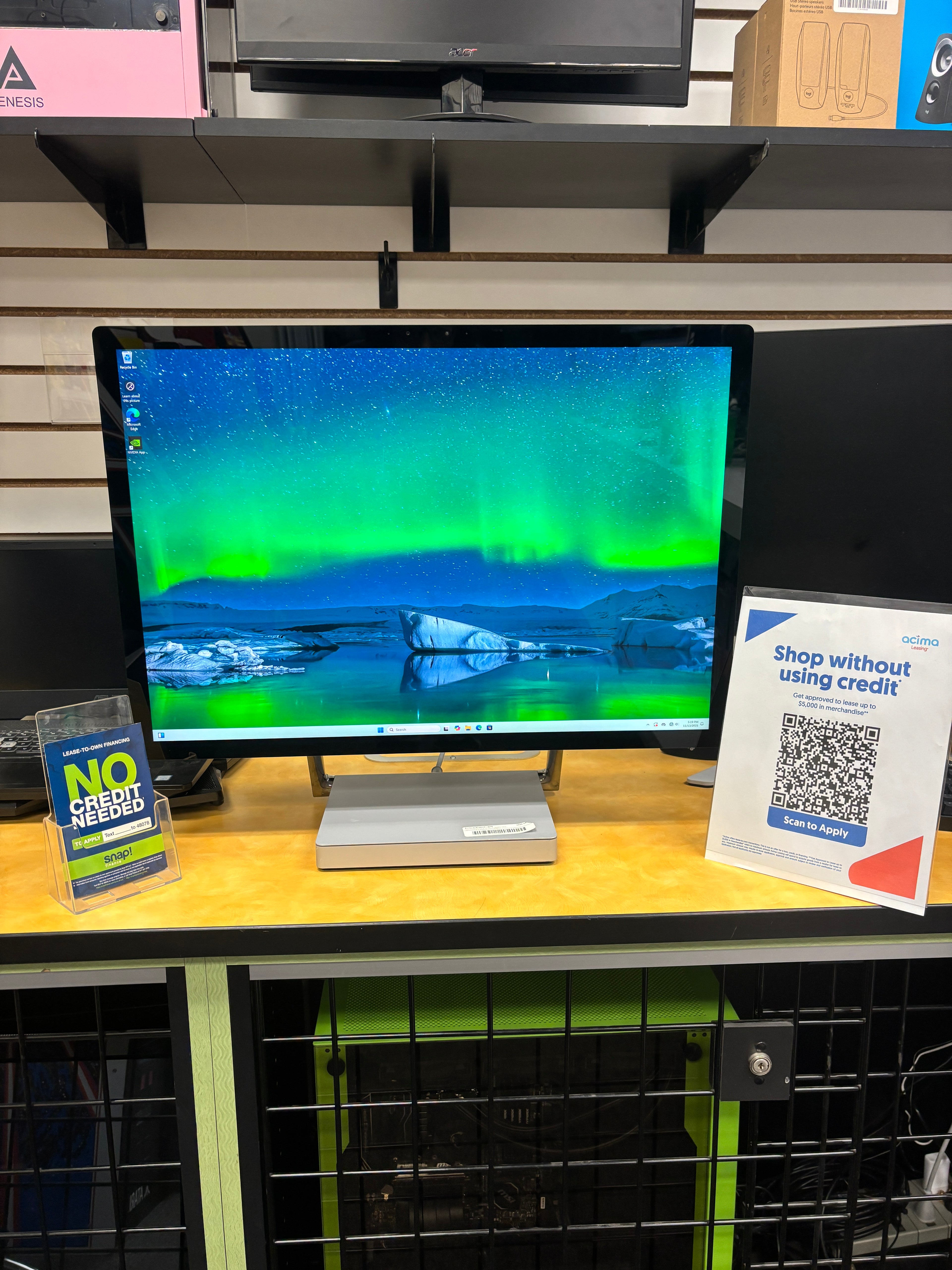 Microsoft Surface Studio 2 Touchscreen 28" i7-7820HQ, 16GB DDR4, 1TB, GTX 1060, Windows 11 Pro