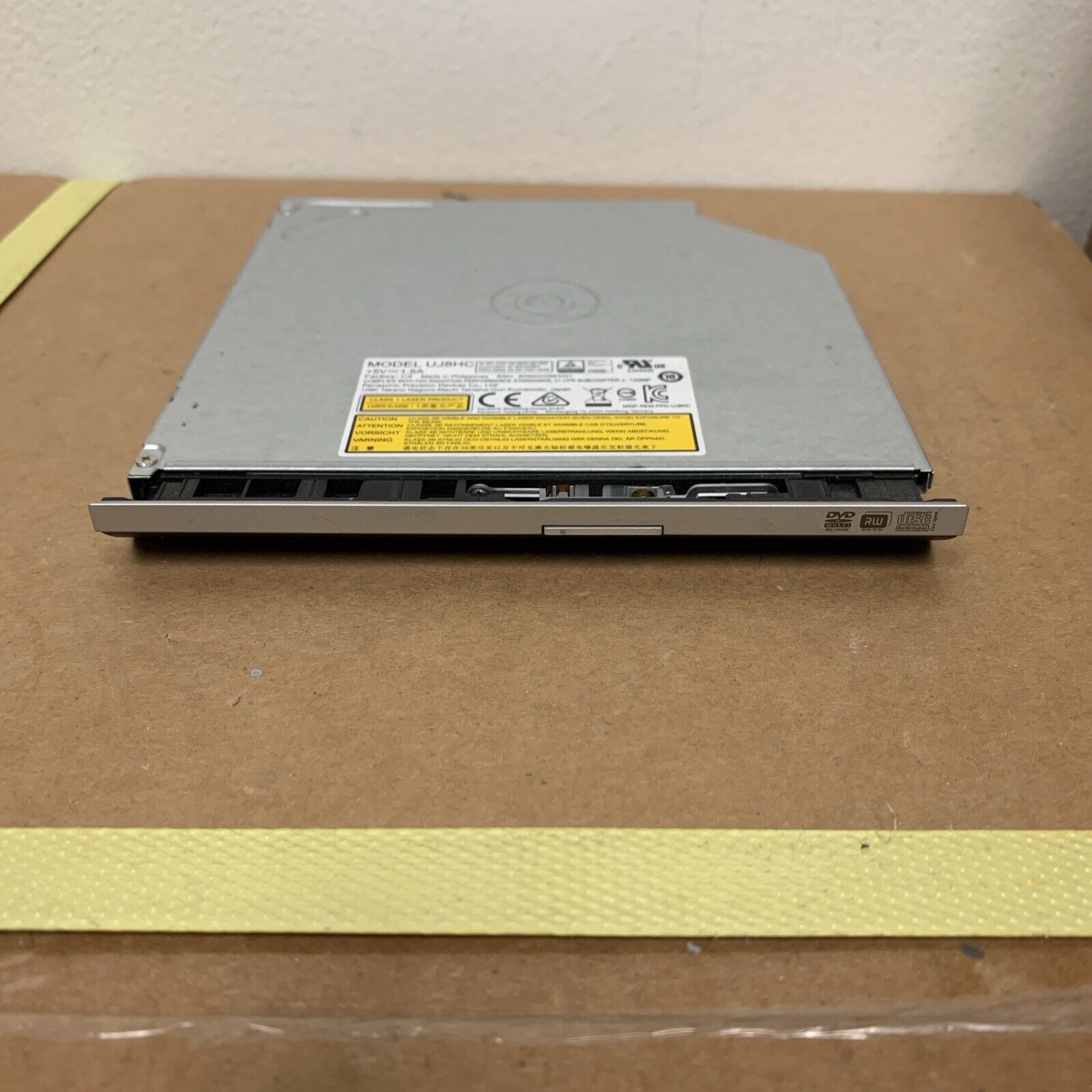 GENUINE Lenovo IdeaPad UJ8HC DVDRW Drive PN: 5DX0G86787 w/ Bezel PN: AP1BJ000500