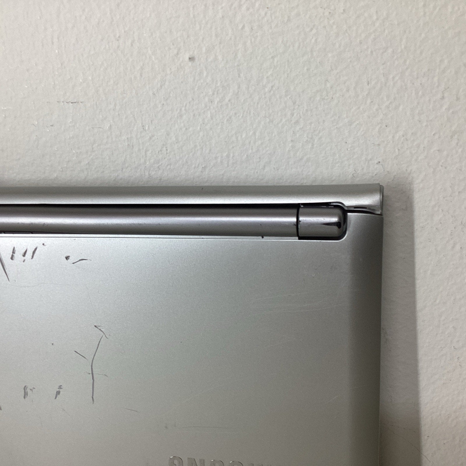 Samsung XE303 C12 11.6" Chromebook 2GB RAM 16GB eMMC XE303C12-A01US - For Parts