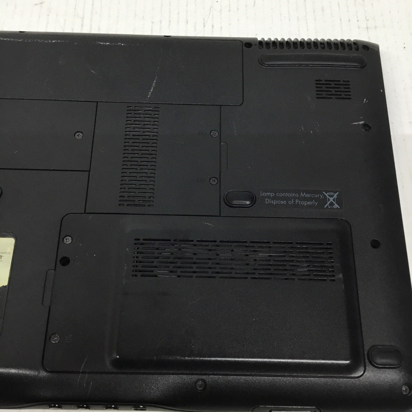 For Parts HP Pavillion DV2000 Laptop For Parts or Repair READ DESC