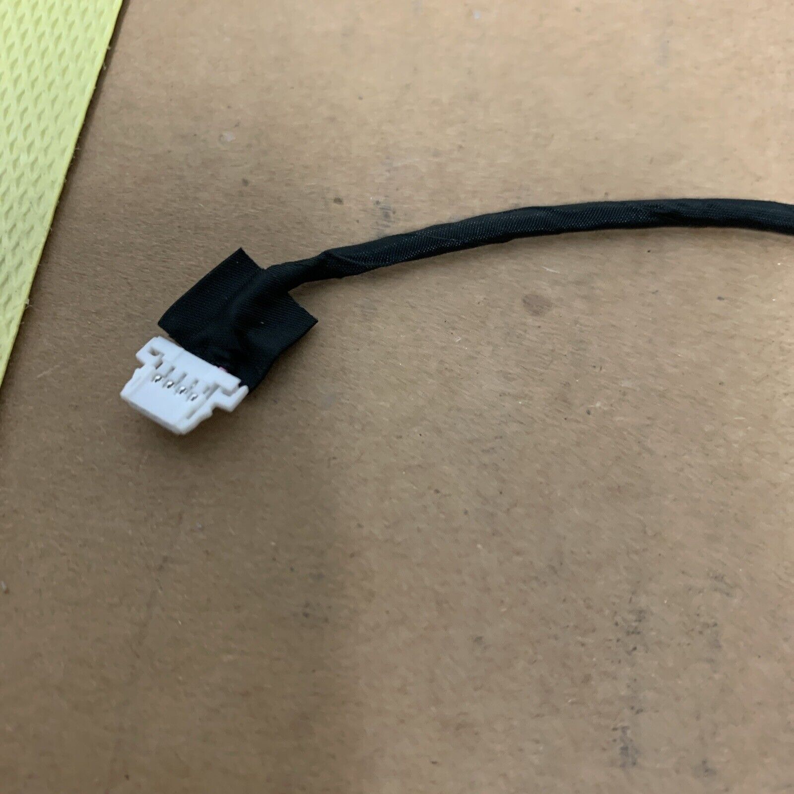 Lenovo 04x2724 Thinkcentre M93z LCD Screen Panel Card Cable Inverter_