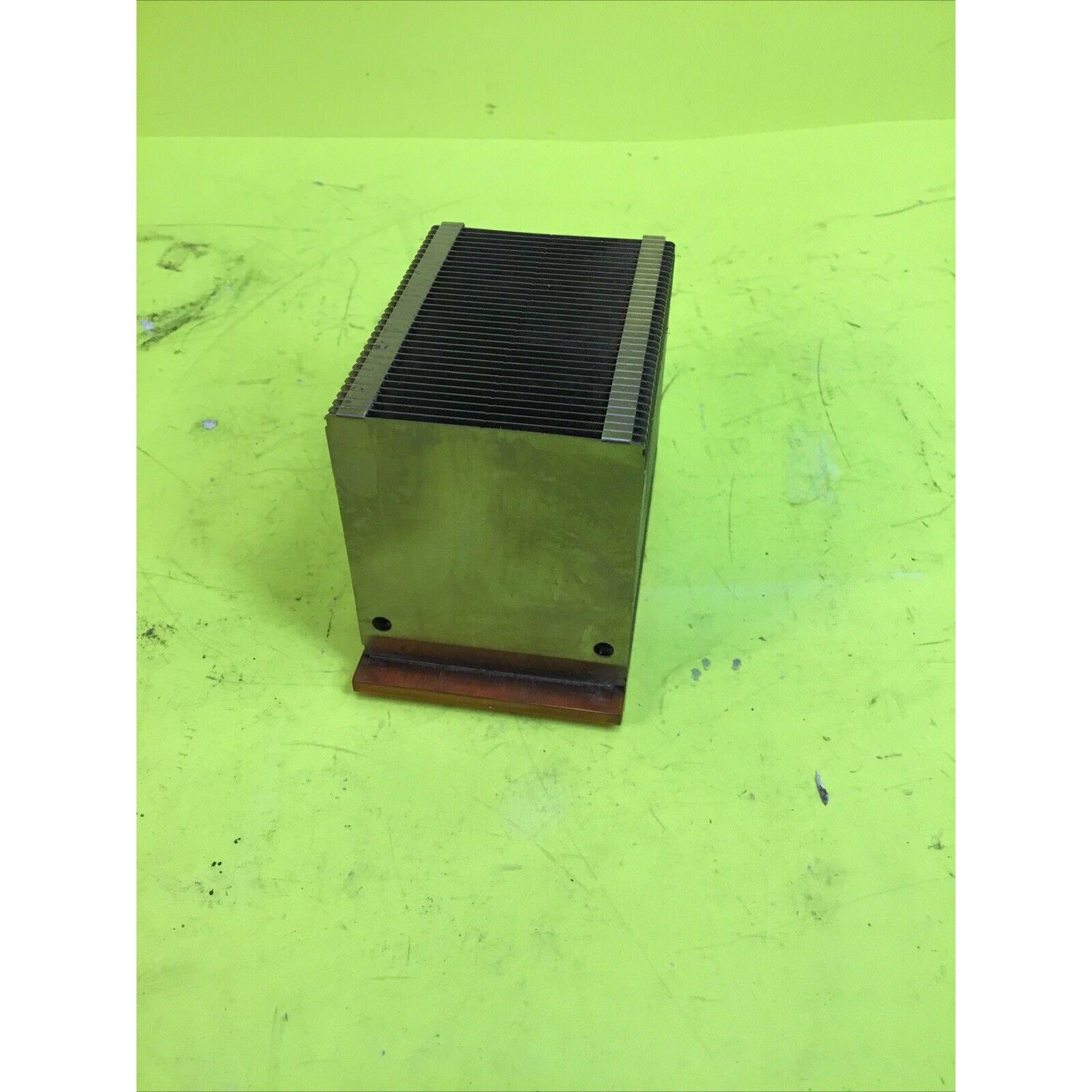 CN-0M5050-68282-4CN1598 M5051 CPU Heat Sink