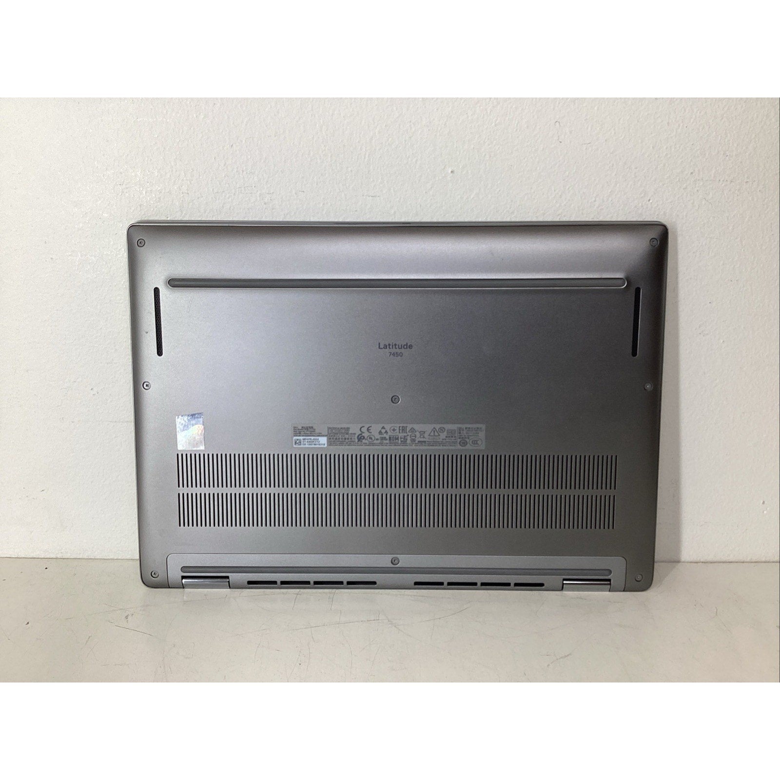 Dell Latitude 7450 14" FHD Laptop Intel 5 135U 16GB RAM 256GB SSD Win 11 Pro