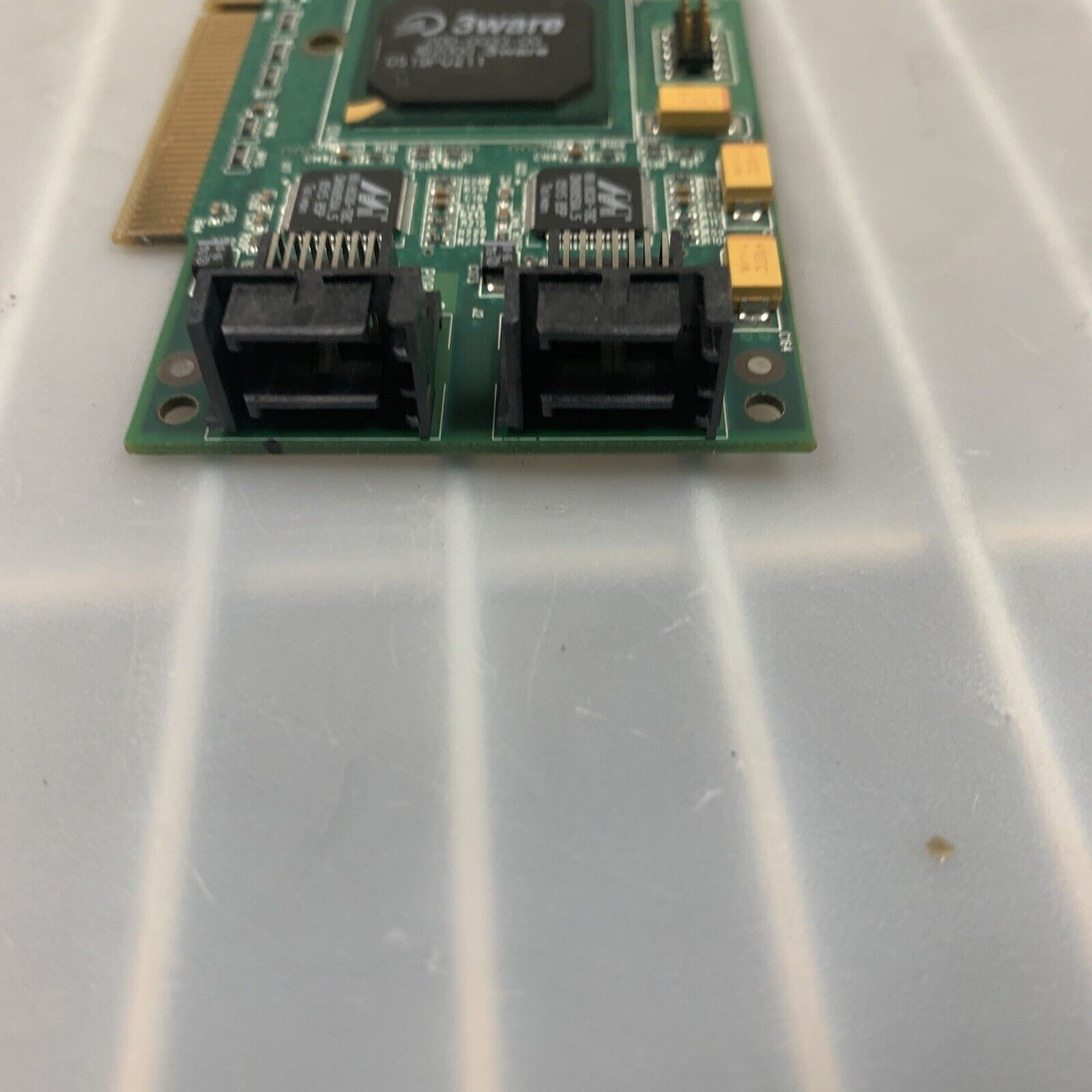 3WARE 9500S-4LP 4 PORT SATA RAID CARD with 128MB Memory (No Cables)